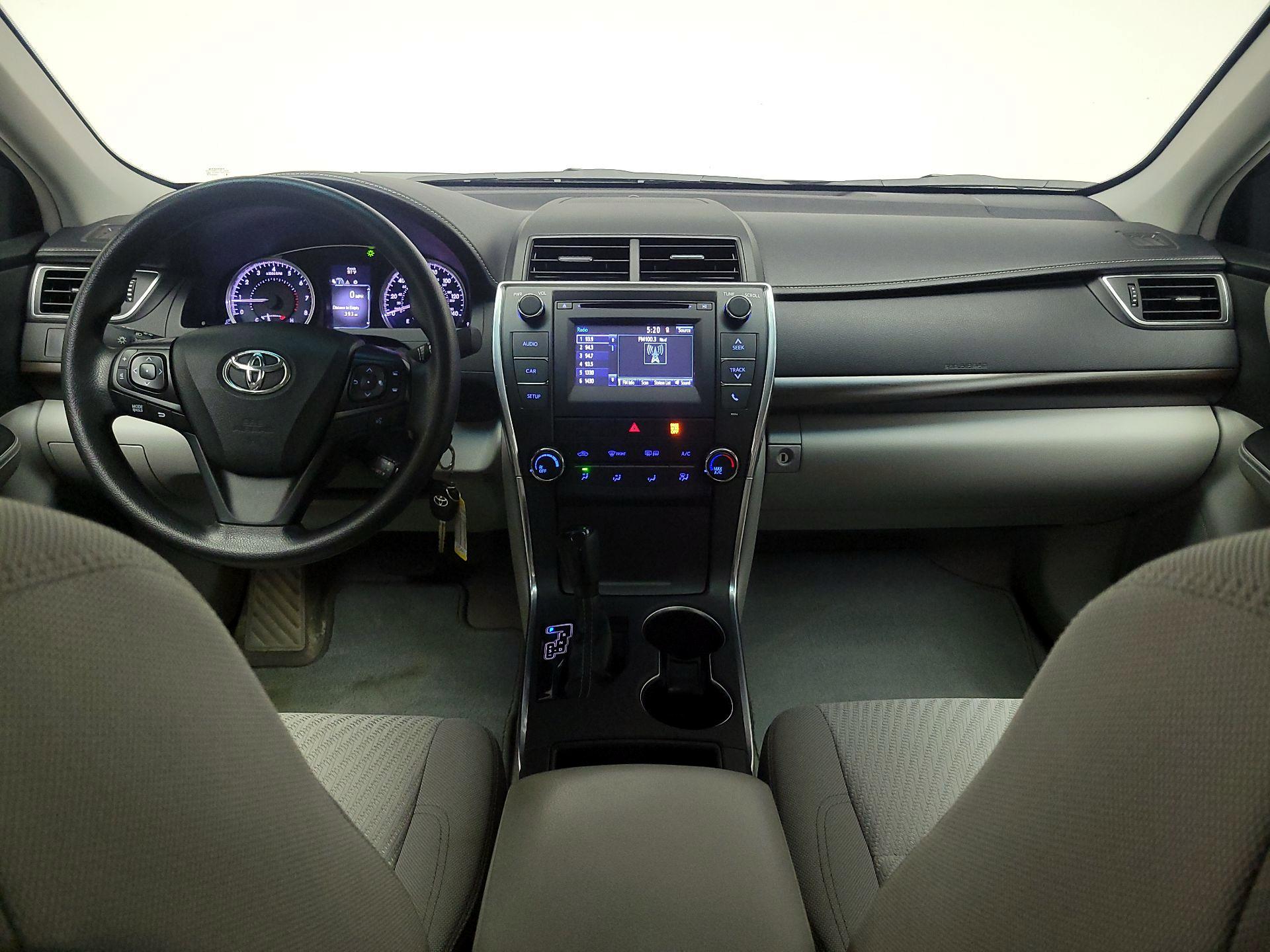 Thumbnail: 2016 Toyota Camry - 9