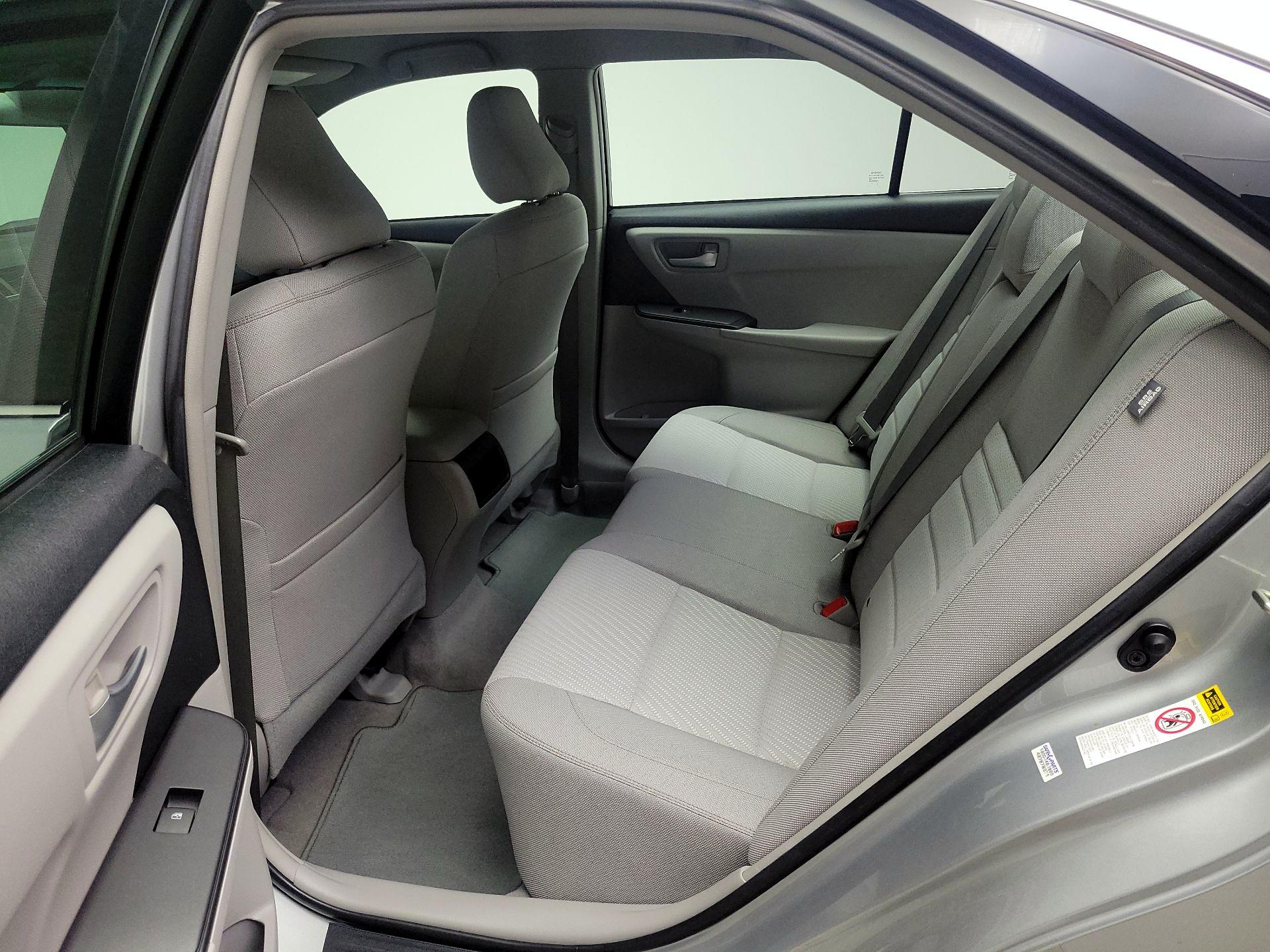 Thumbnail: 2016 Toyota Camry - 19
