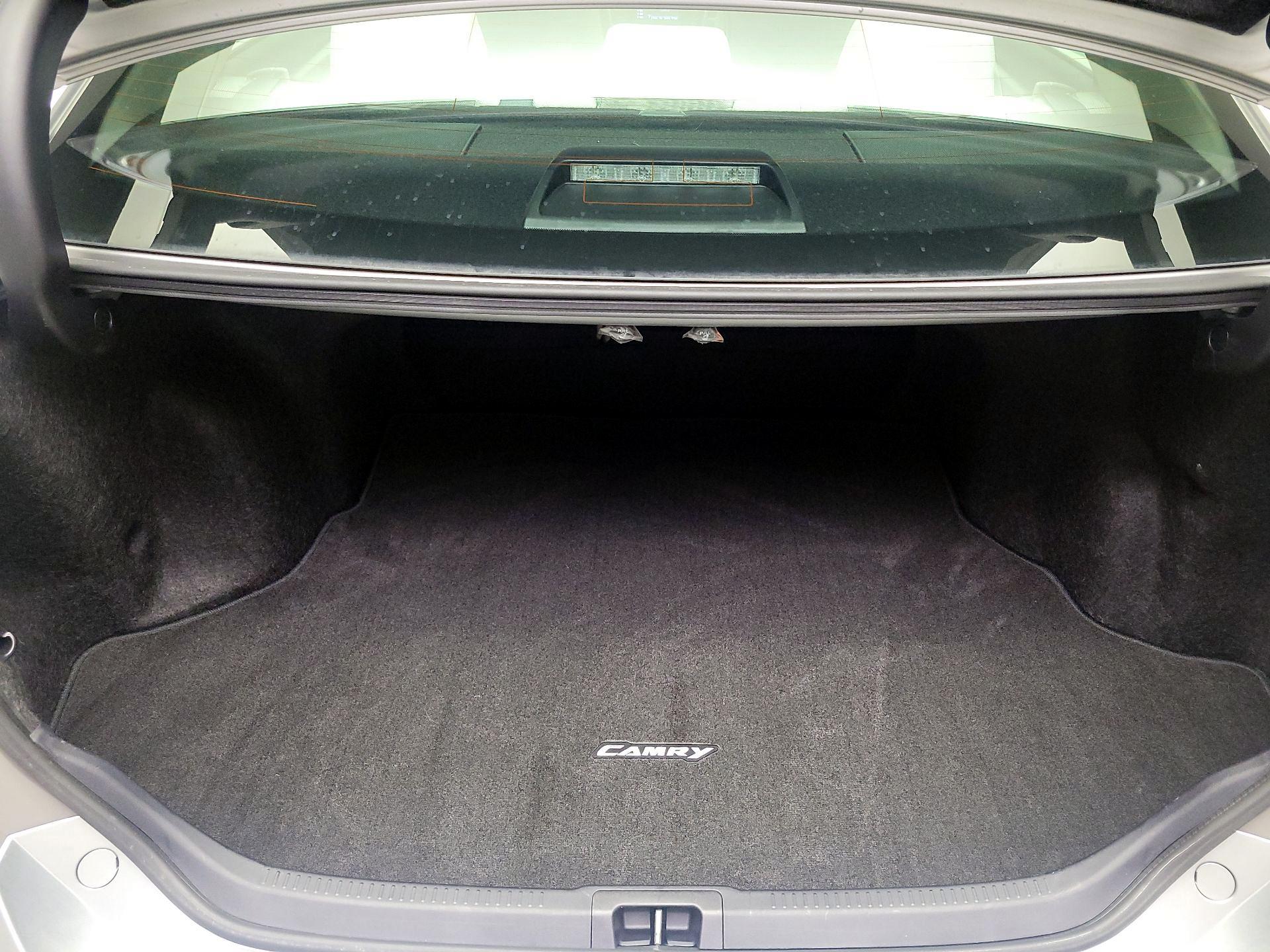 Thumbnail: 2016 Toyota Camry - 20