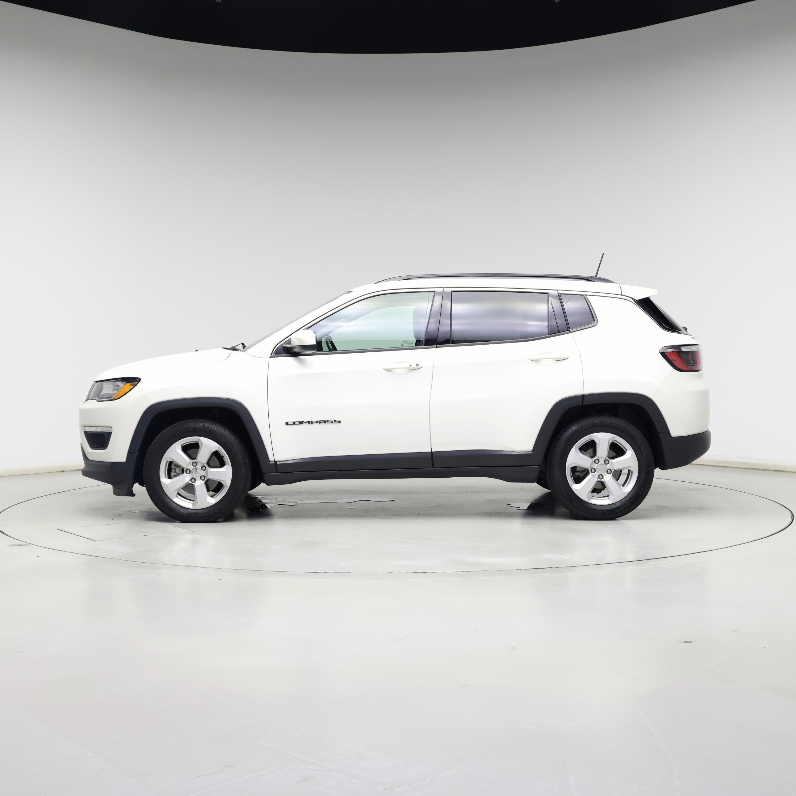 Thumbnail: 2020 Jeep Compass - 3