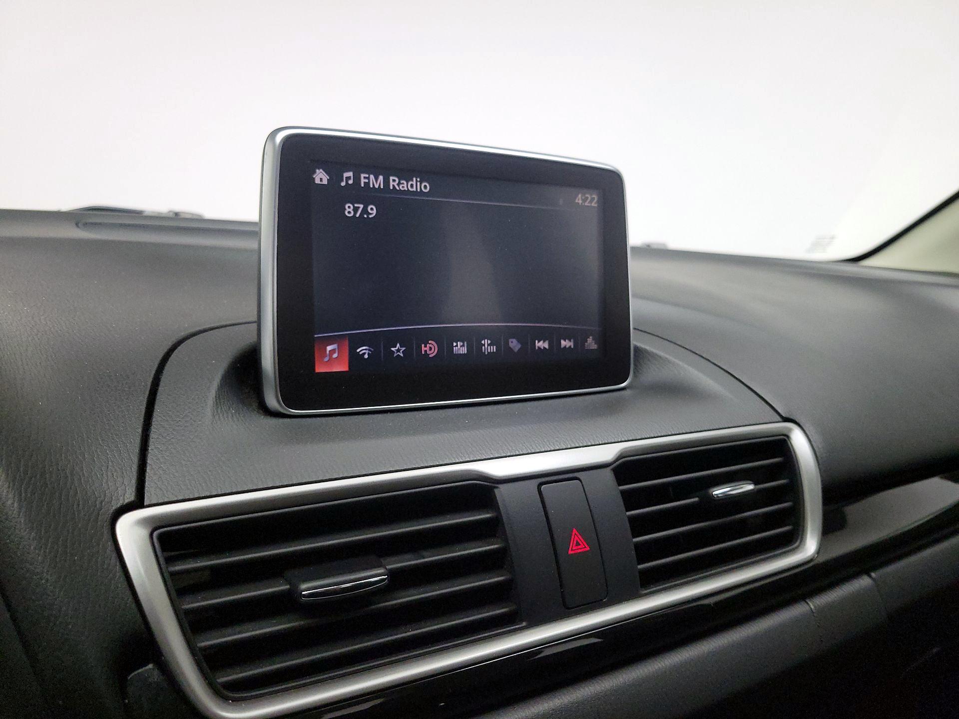Thumbnail: 2016 Mazda Mazda3 - 15