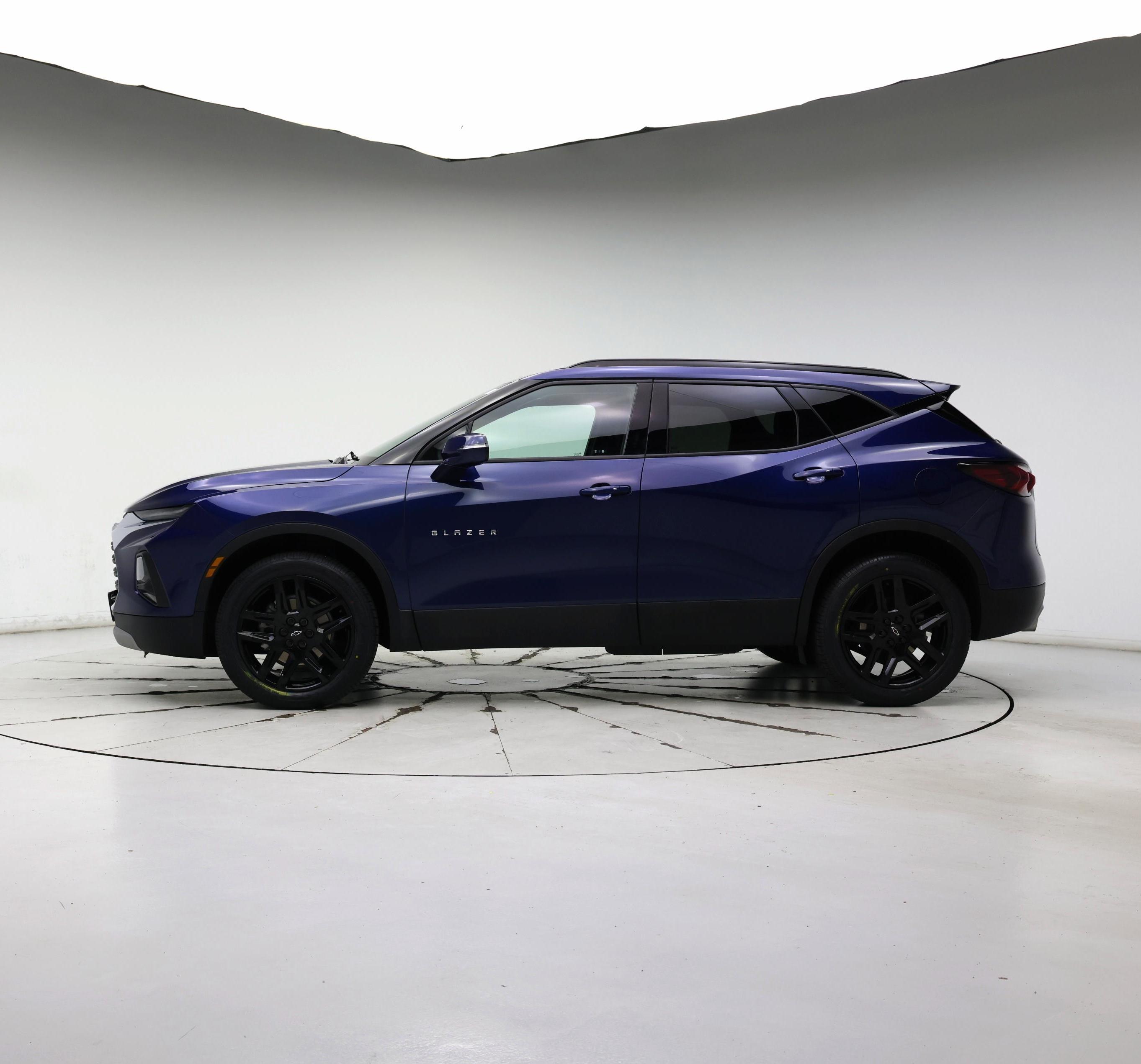 Thumbnail: 2022 Chevrolet Blazer - 3