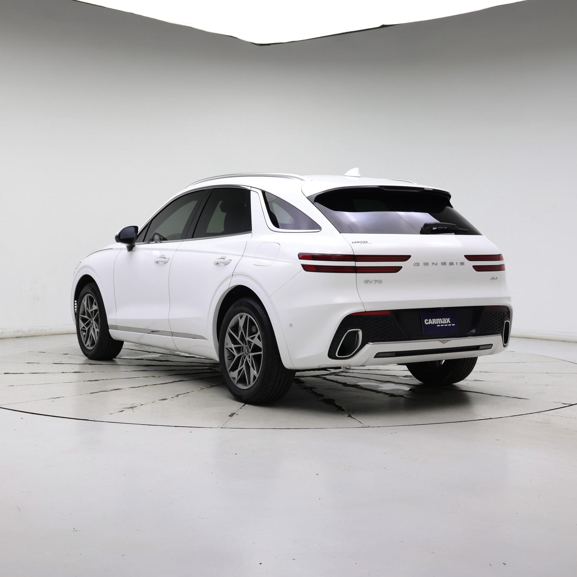 Thumbnail: 2023 Genesis GV70 - 2