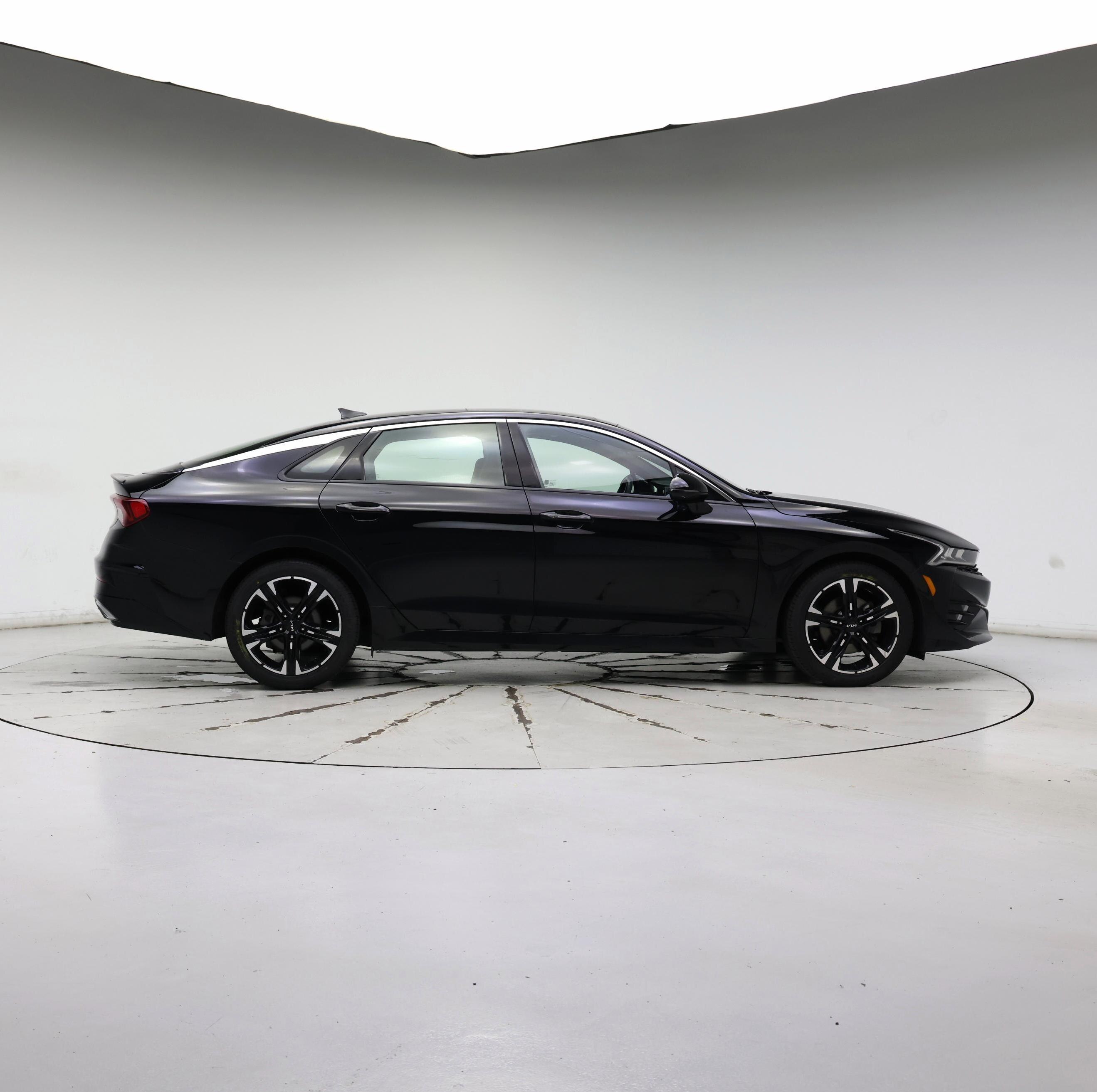 Thumbnail: 2023 Kia K5 - 7