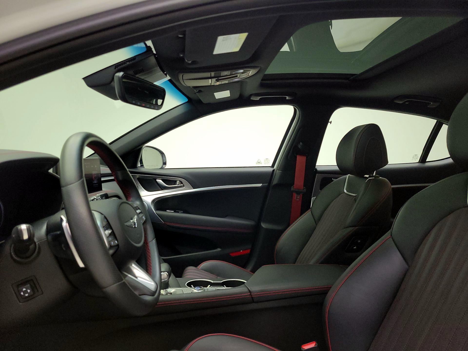 Thumbnail: 2023 Genesis G70 - 19