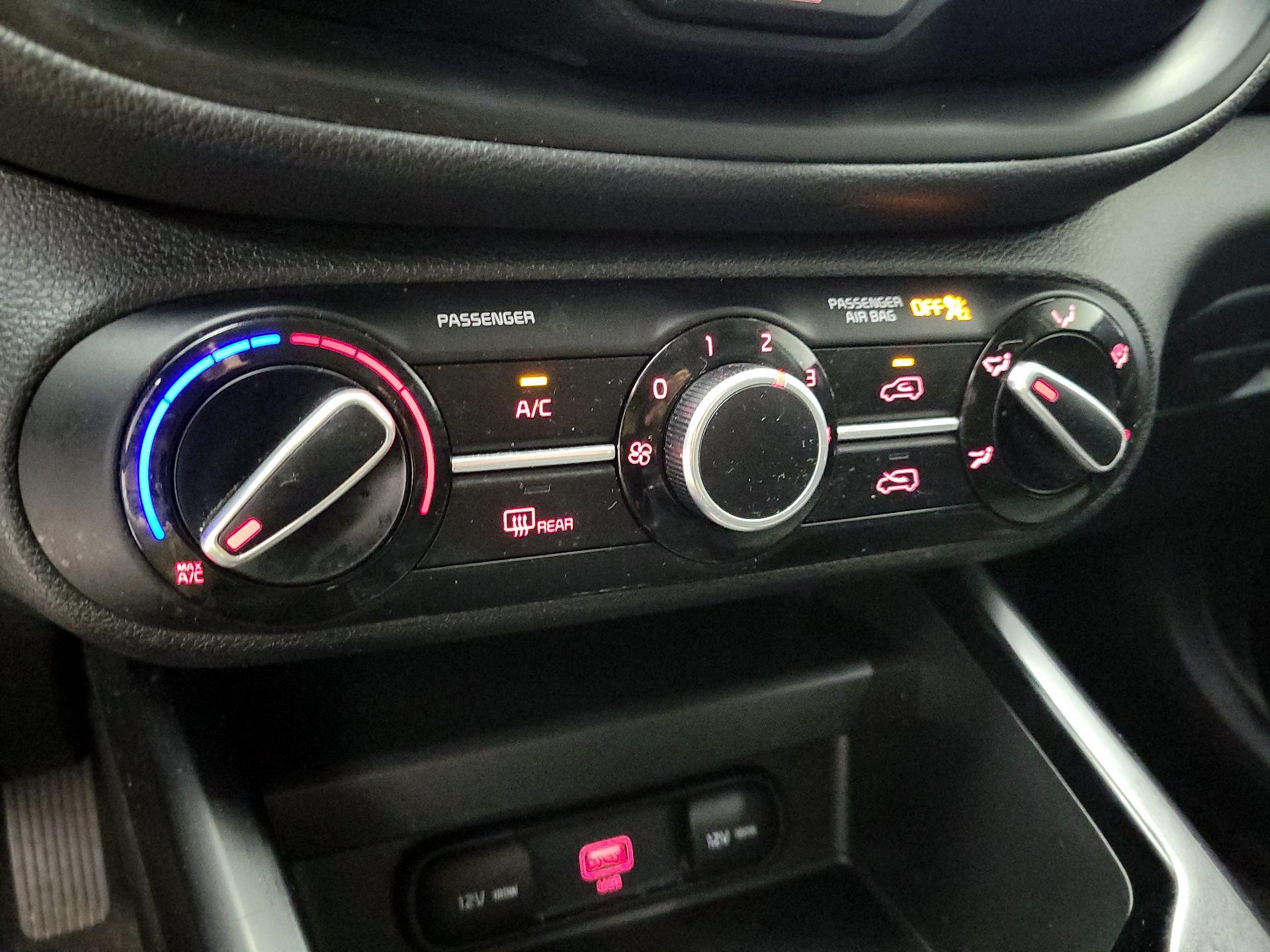 Thumbnail: 2021 Kia Soul - 16