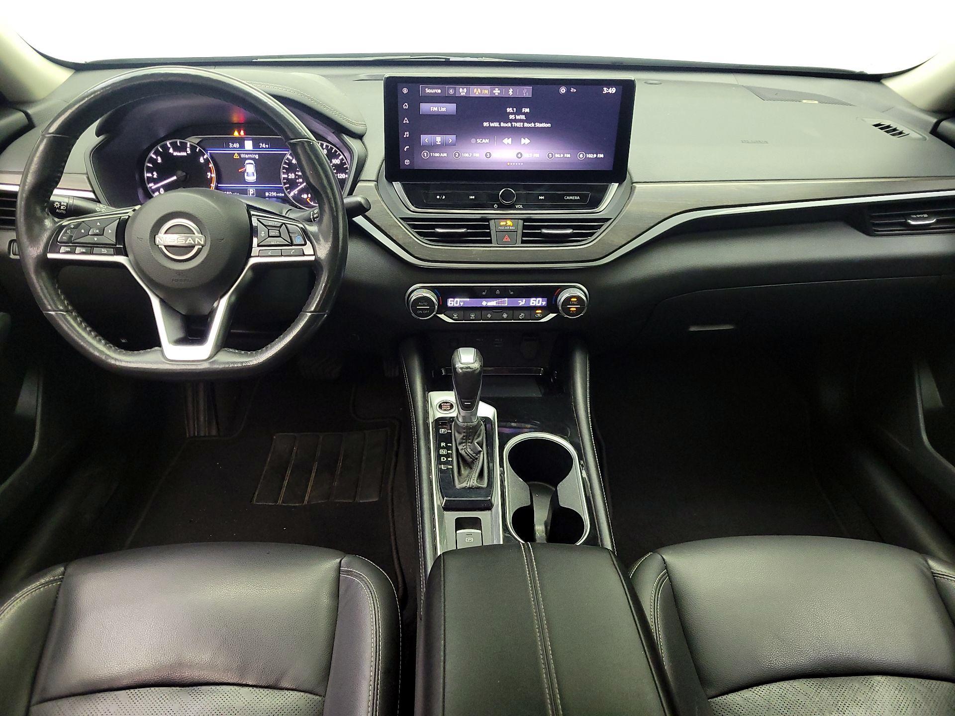 Thumbnail: 2023 Nissan Altima - 9