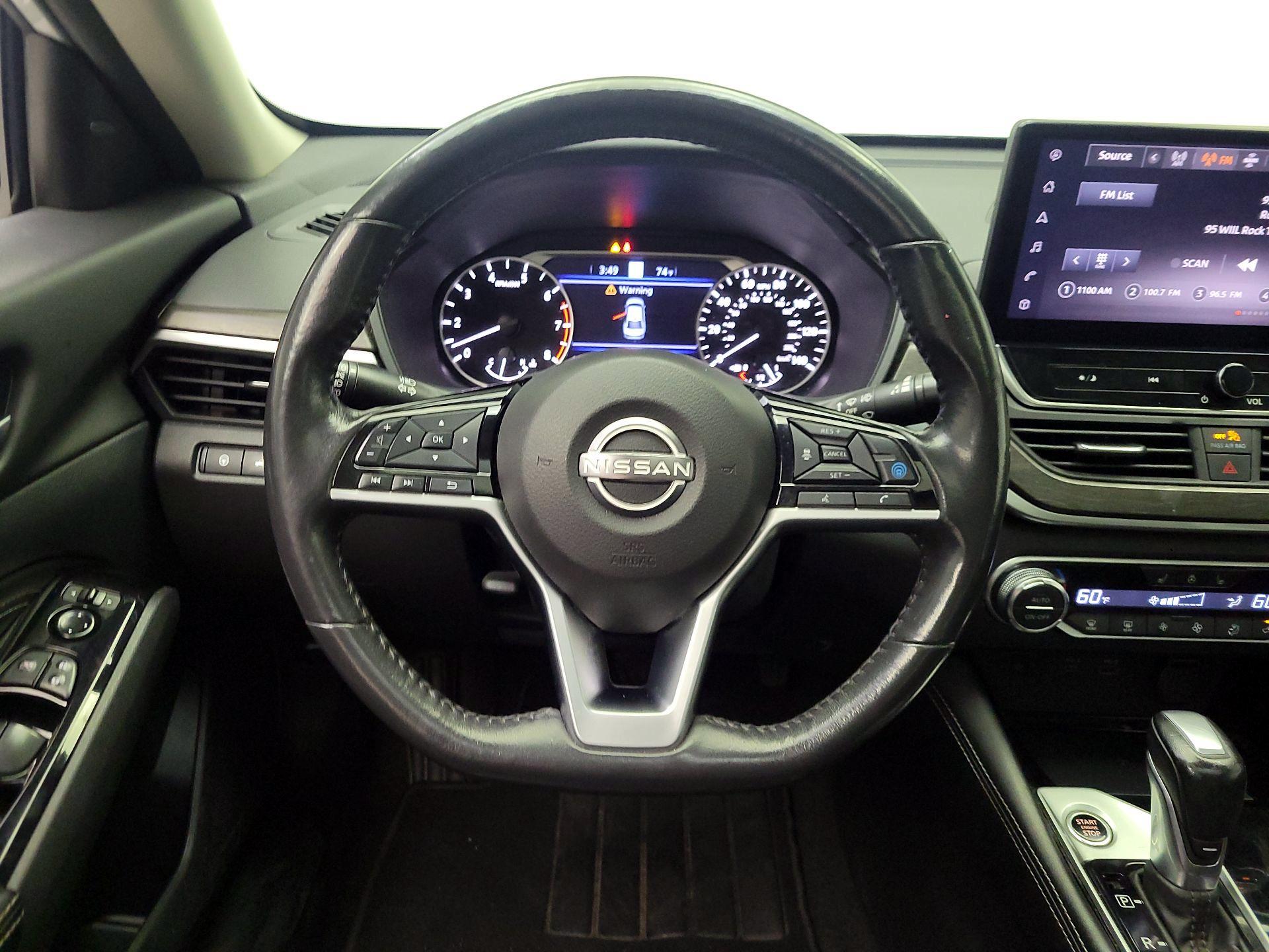 Thumbnail: 2023 Nissan Altima - 10