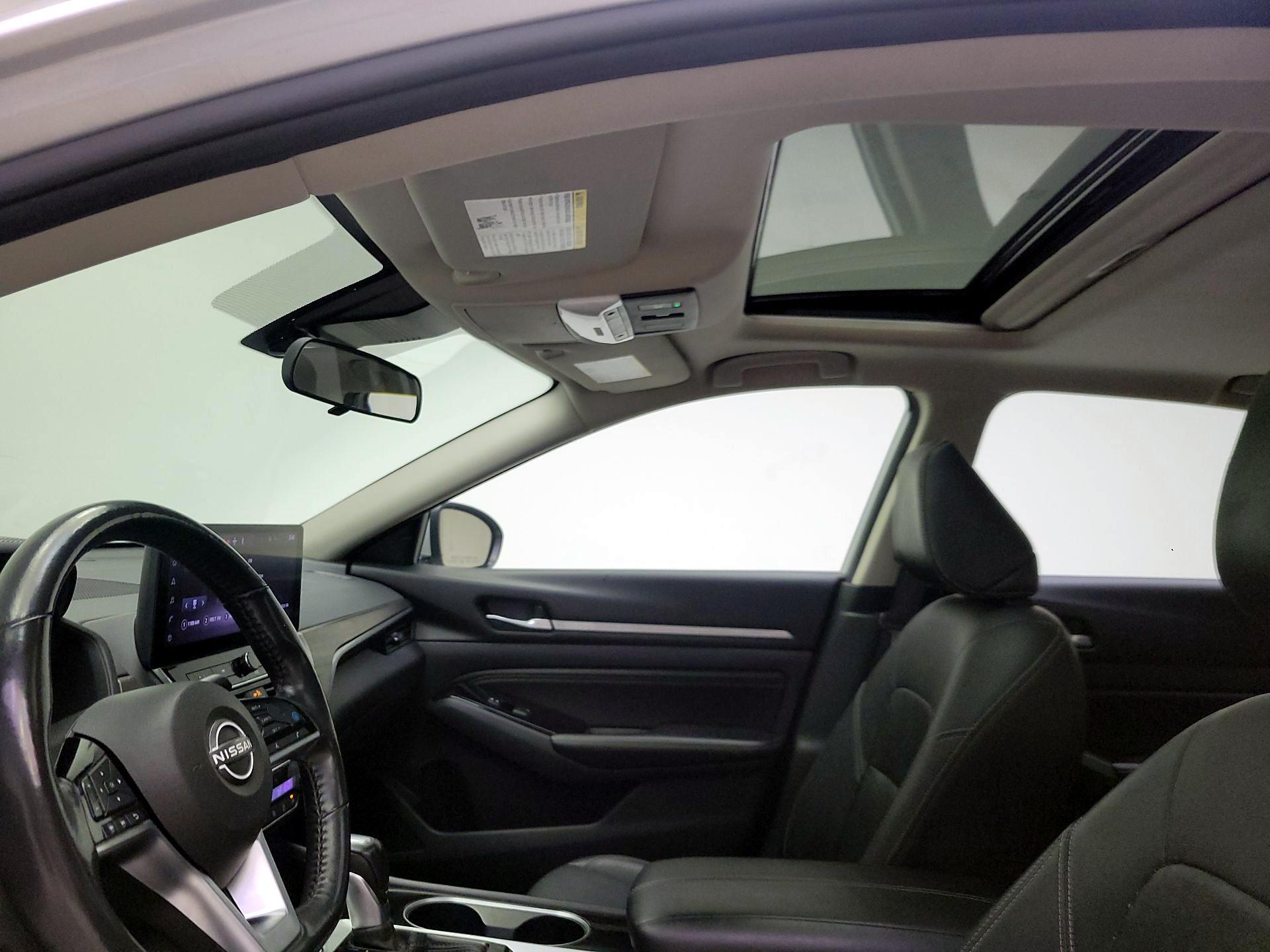 Thumbnail: 2023 Nissan Altima - 19