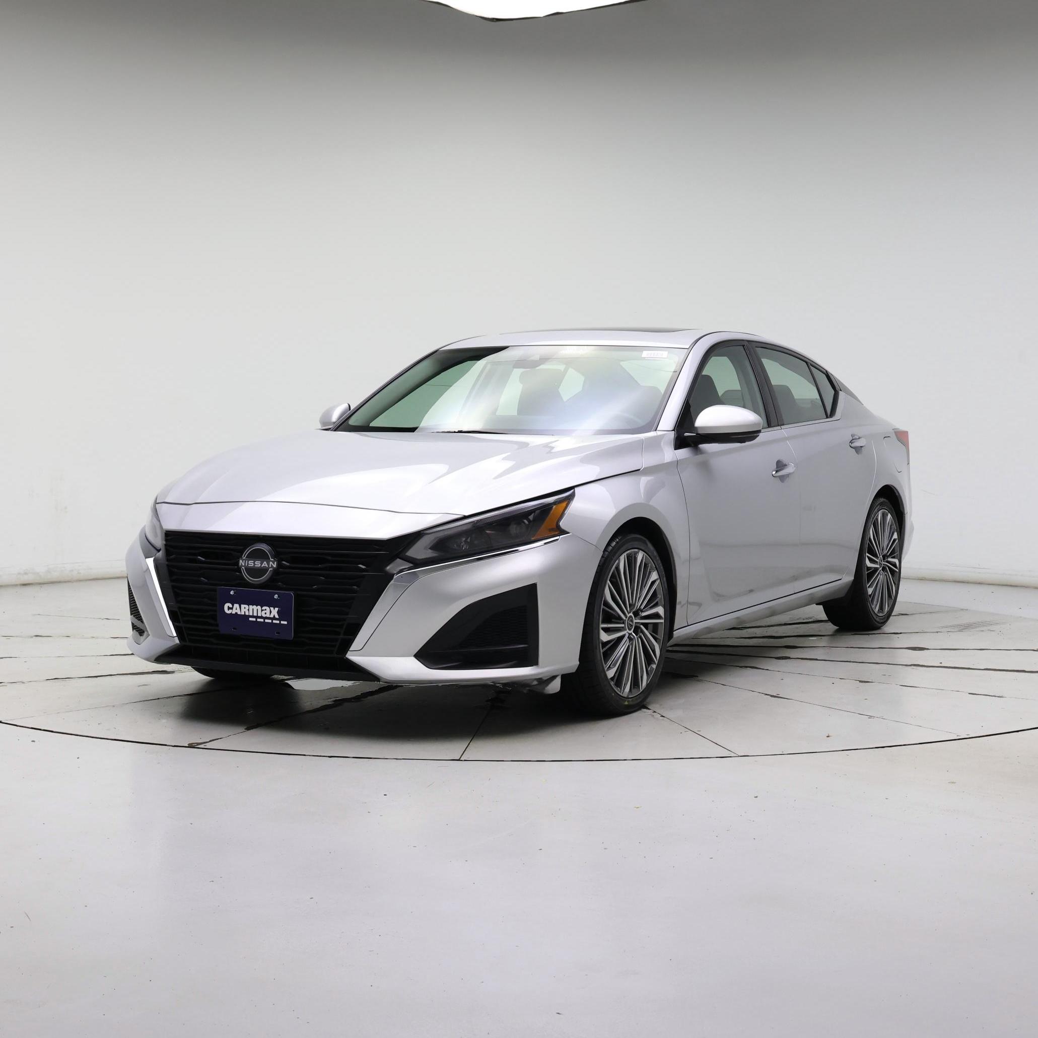 Thumbnail: 2023 Nissan Altima - 4