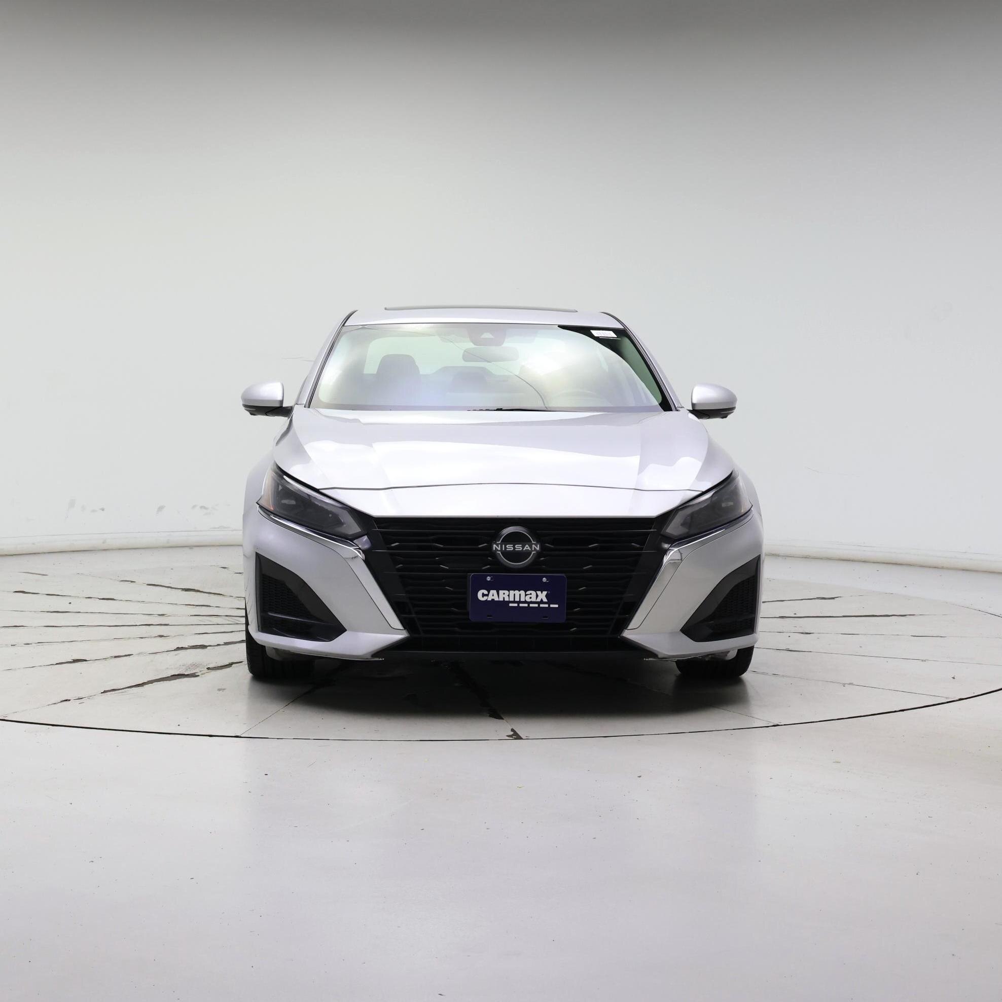 Thumbnail: 2023 Nissan Altima - 5