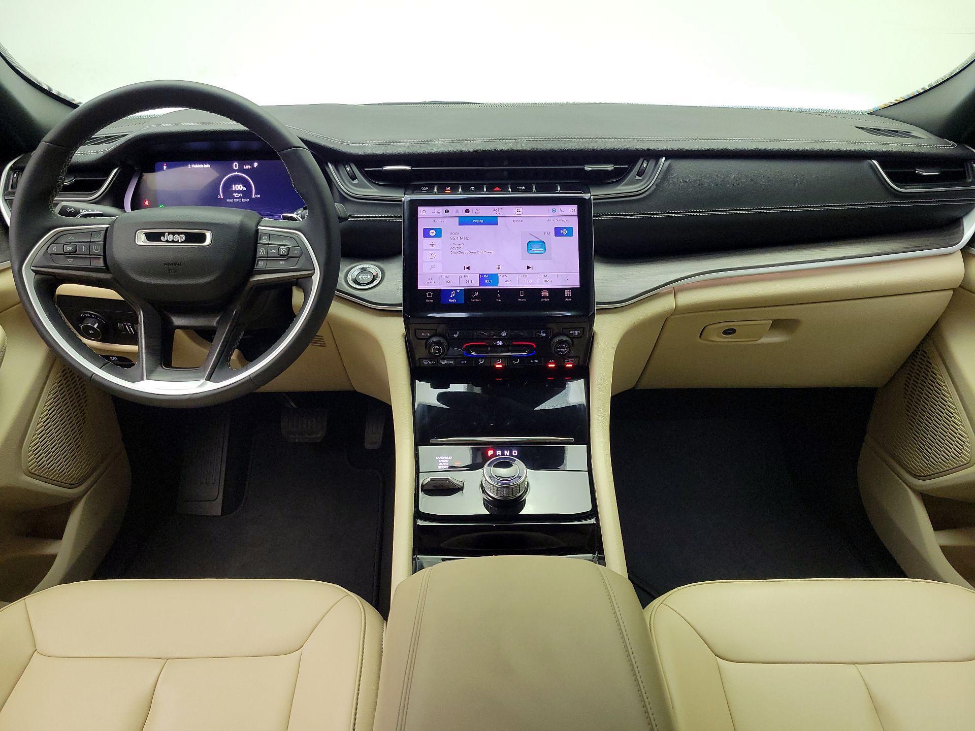 Thumbnail: 2023 Jeep Grand Cherokee - 9