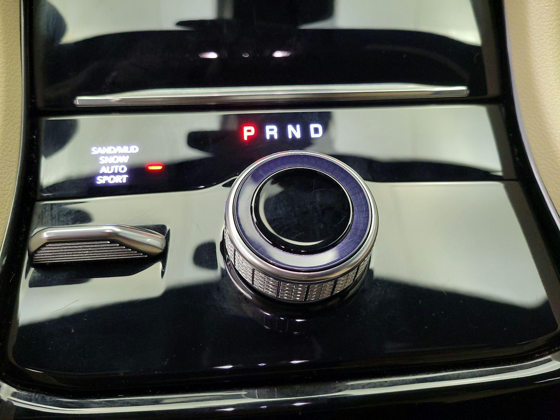 Thumbnail: 2023 Jeep Grand Cherokee - 16