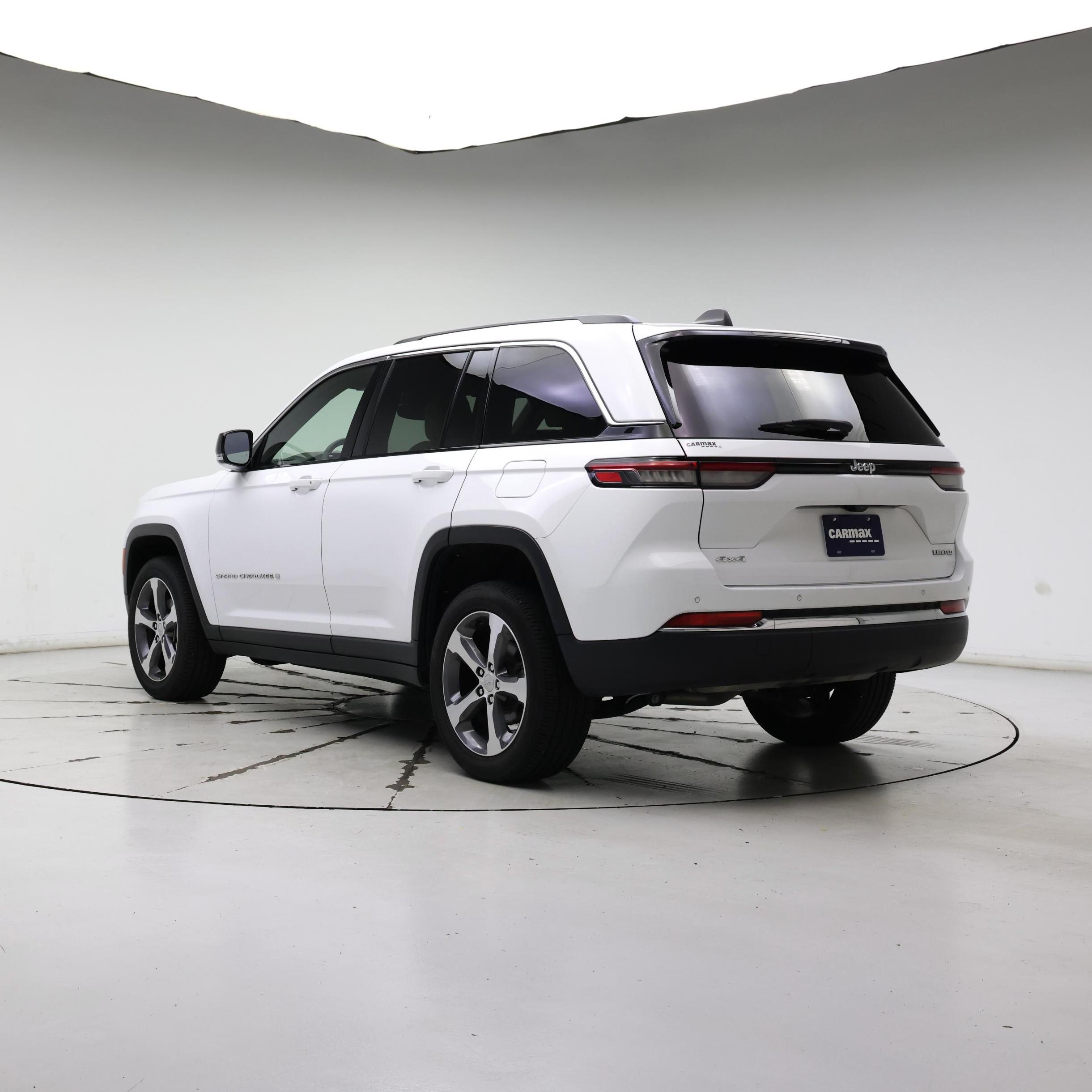 Thumbnail: 2023 Jeep Grand Cherokee - 2