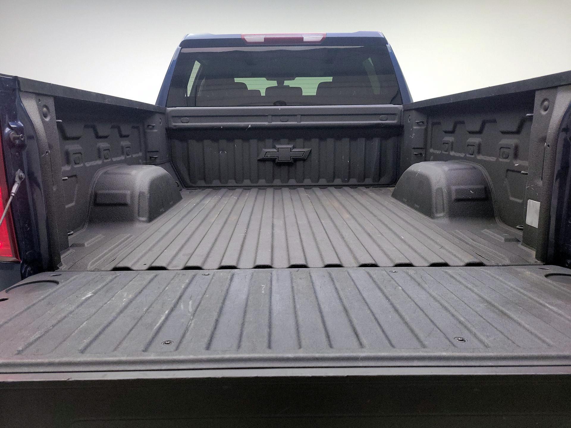 Thumbnail: 2019 Chevrolet Silverado 1500 - 20