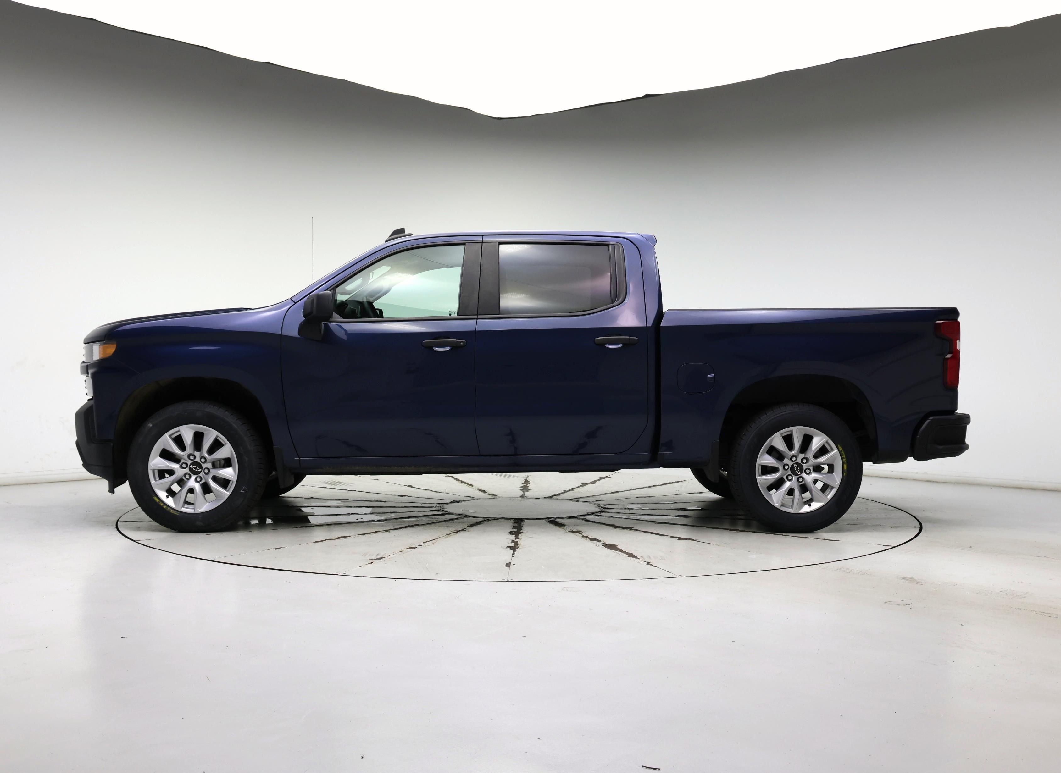 Thumbnail: 2019 Chevrolet Silverado 1500 - 3