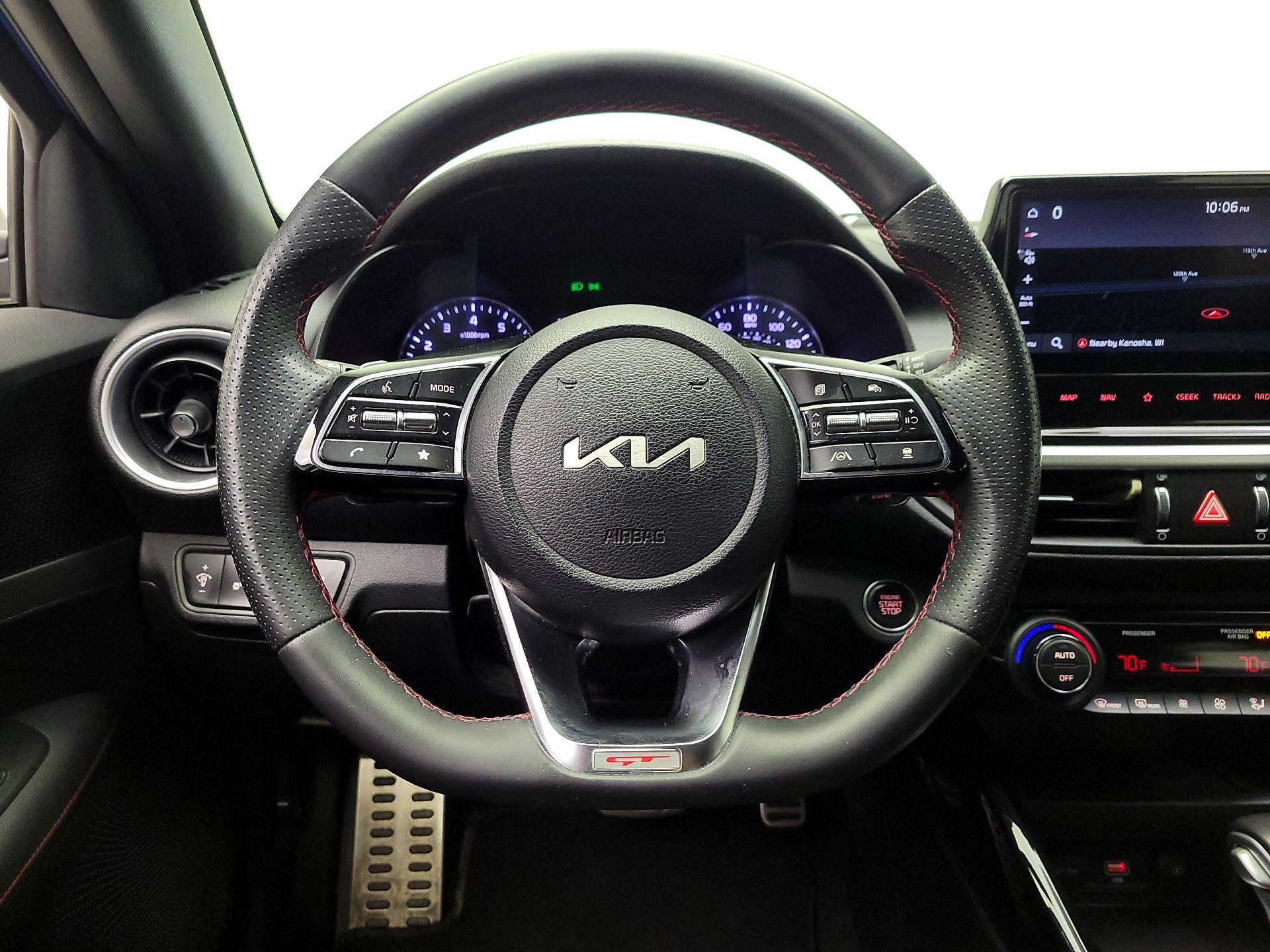 Thumbnail: 2023 Kia Forte - 10