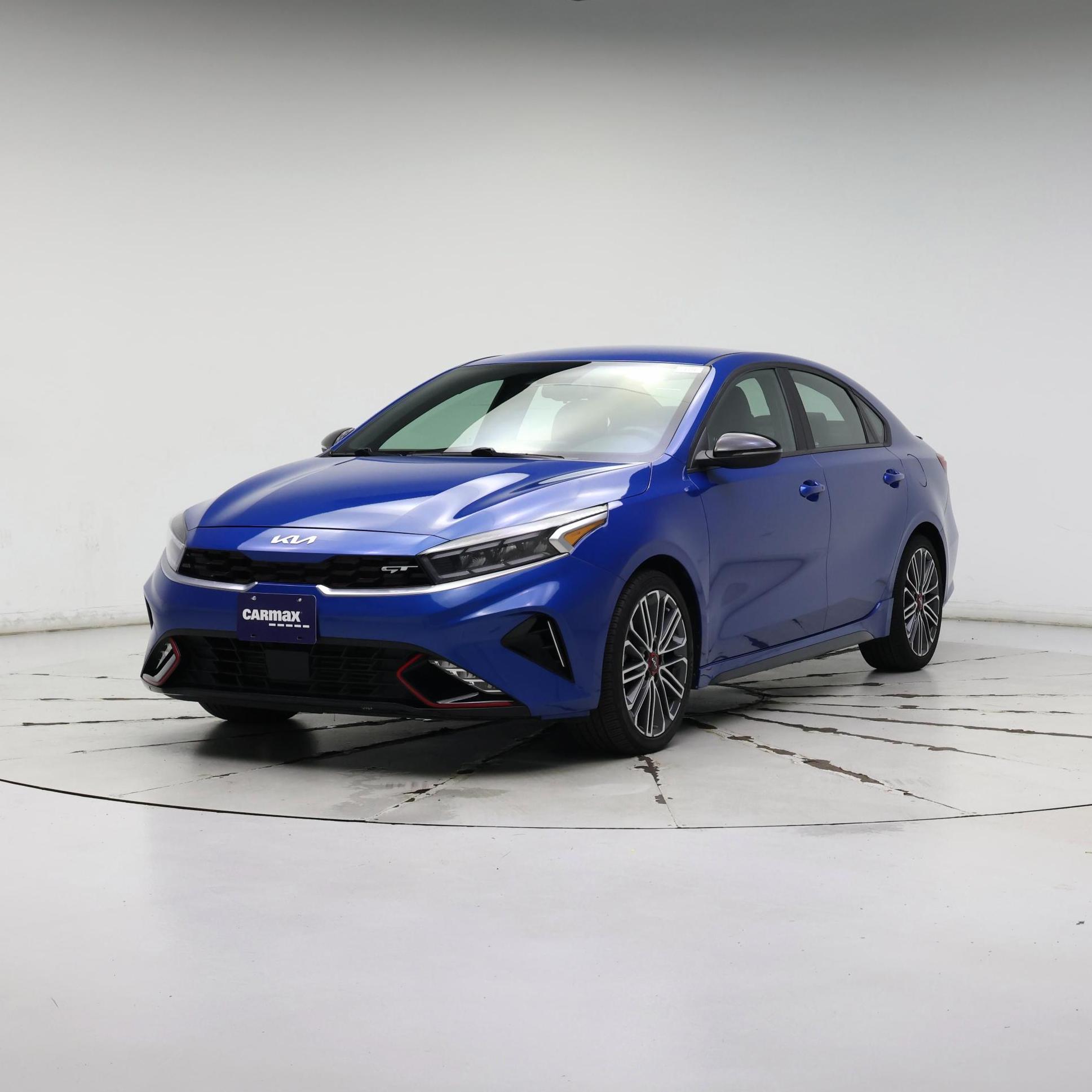 Thumbnail: 2023 Kia Forte - 4