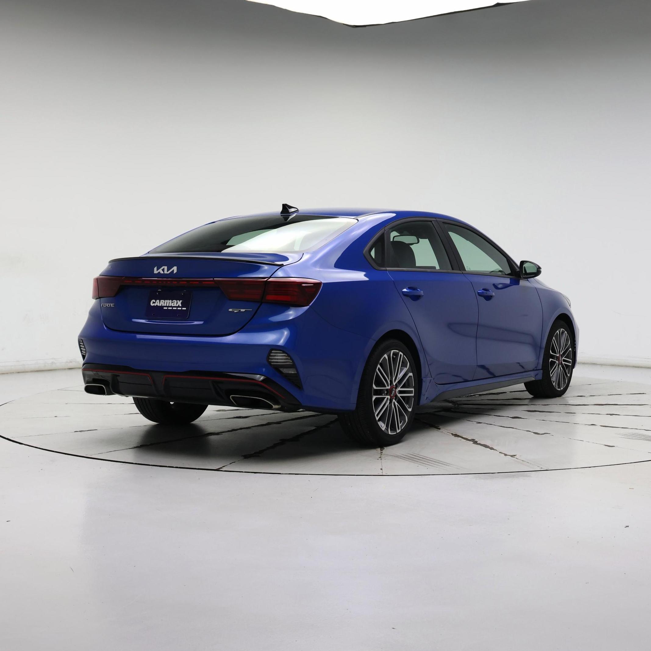 Thumbnail: 2023 Kia Forte - 8