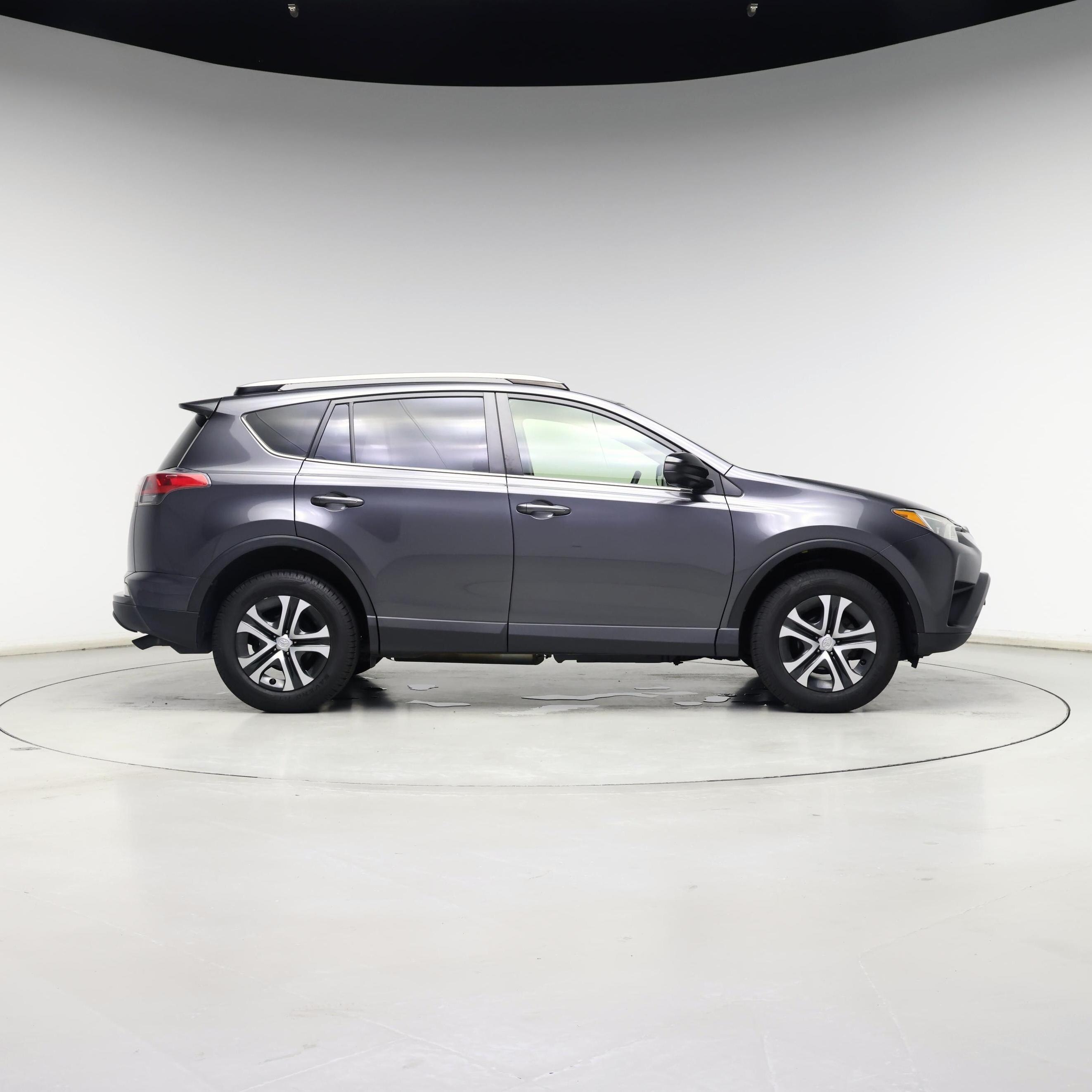 Thumbnail: 2016 Toyota RAV4 - 7