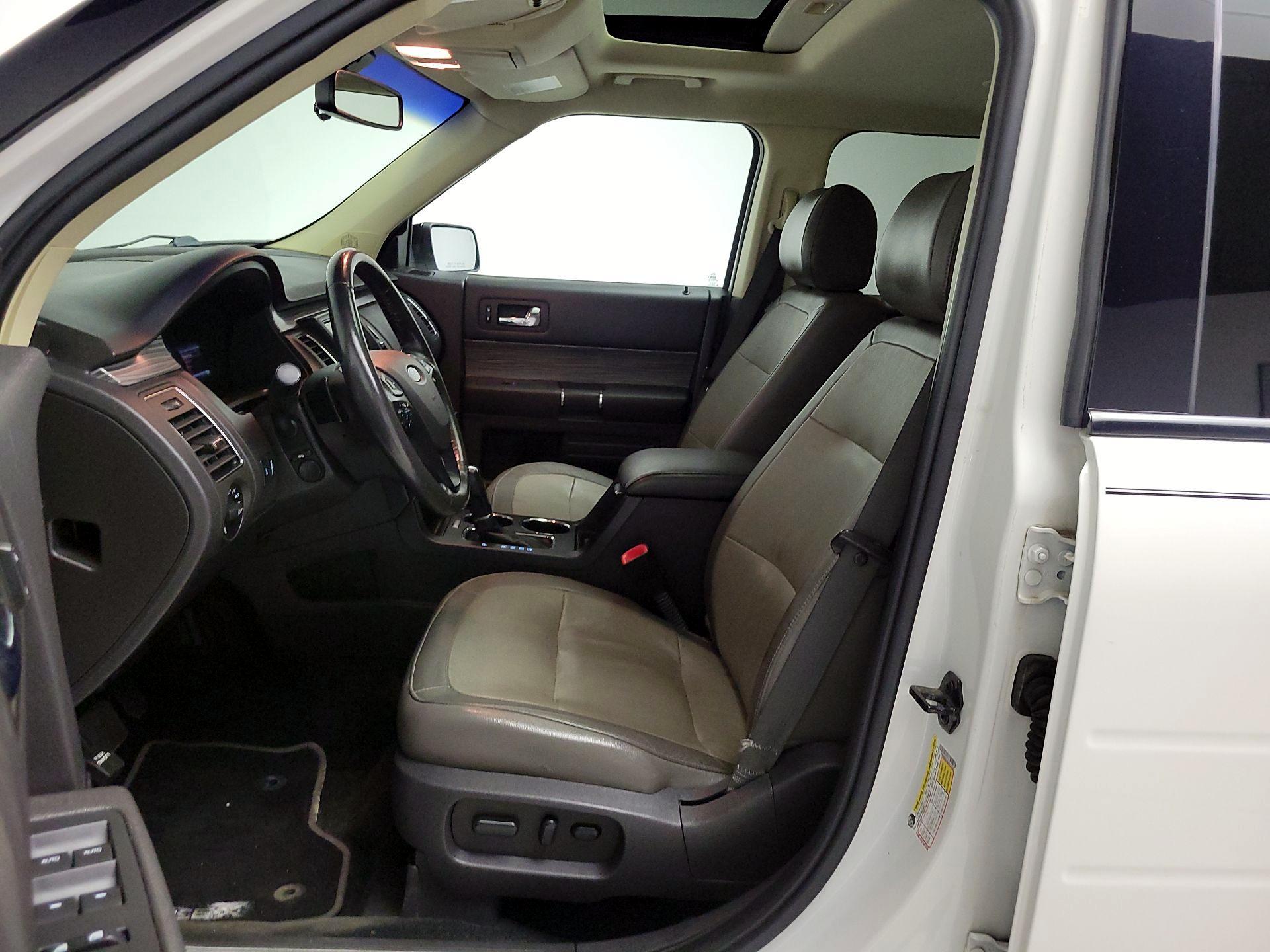 Thumbnail: 2016 Ford Flex - 11