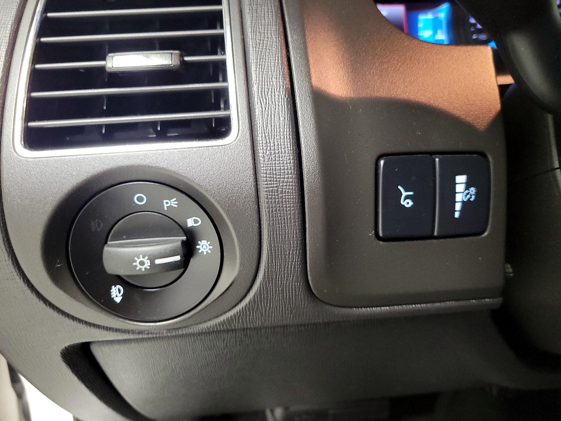Thumbnail: 2016 Ford Flex - 13