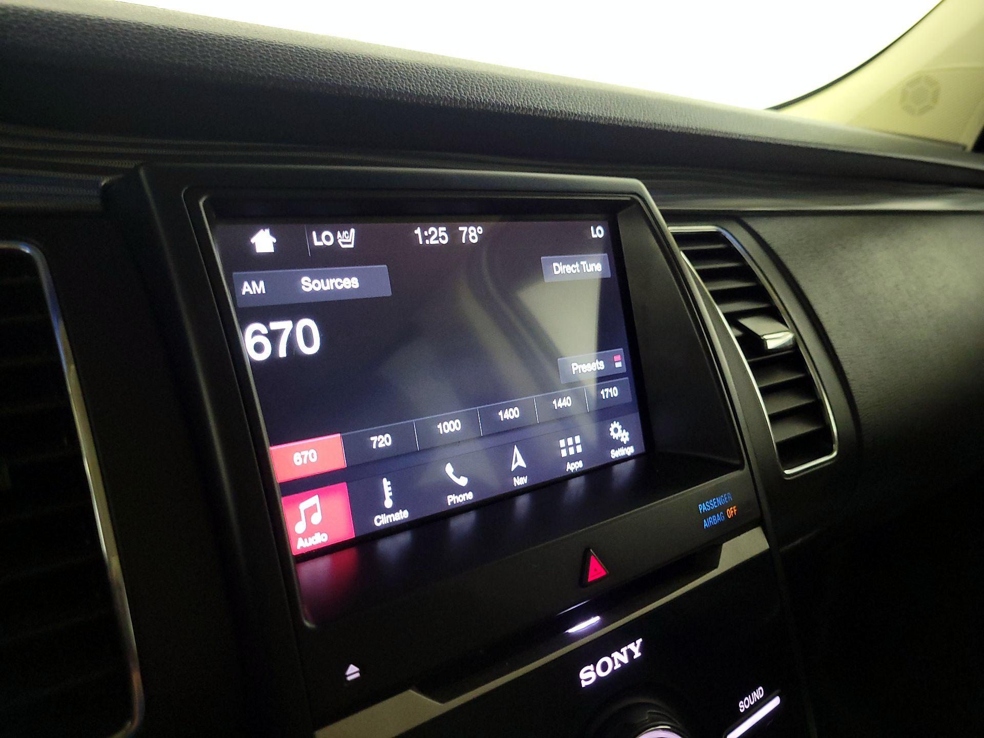 Thumbnail: 2016 Ford Flex - 16