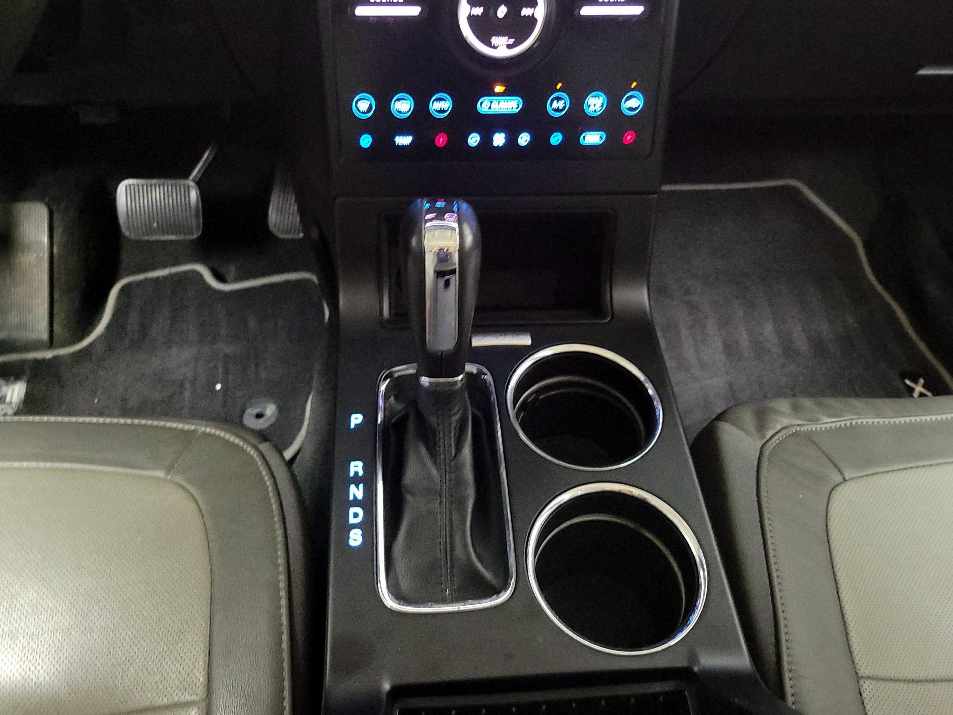 Thumbnail: 2016 Ford Flex - 18
