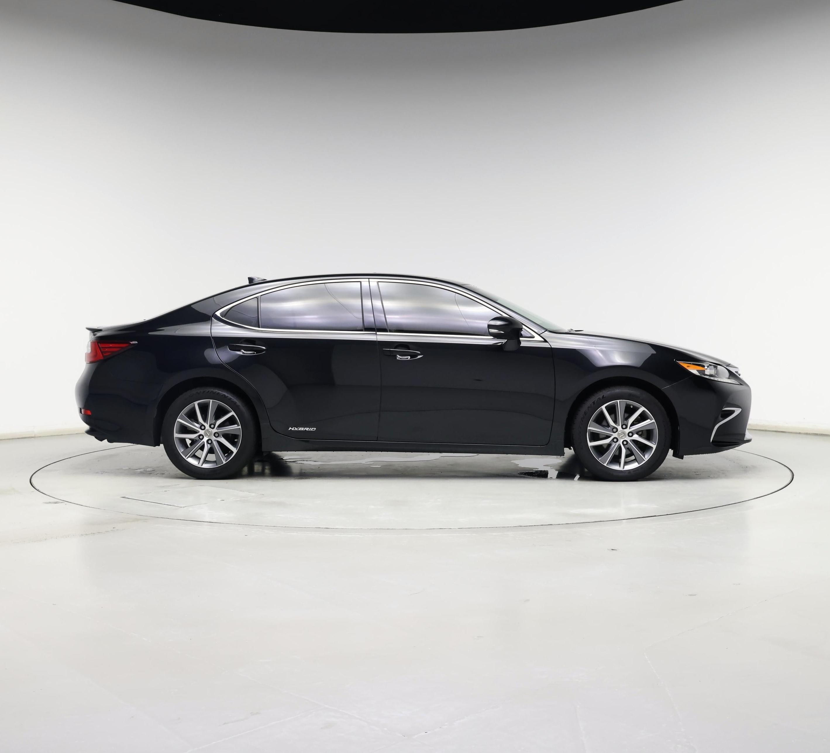 Thumbnail: 2017 Lexus ES - 7