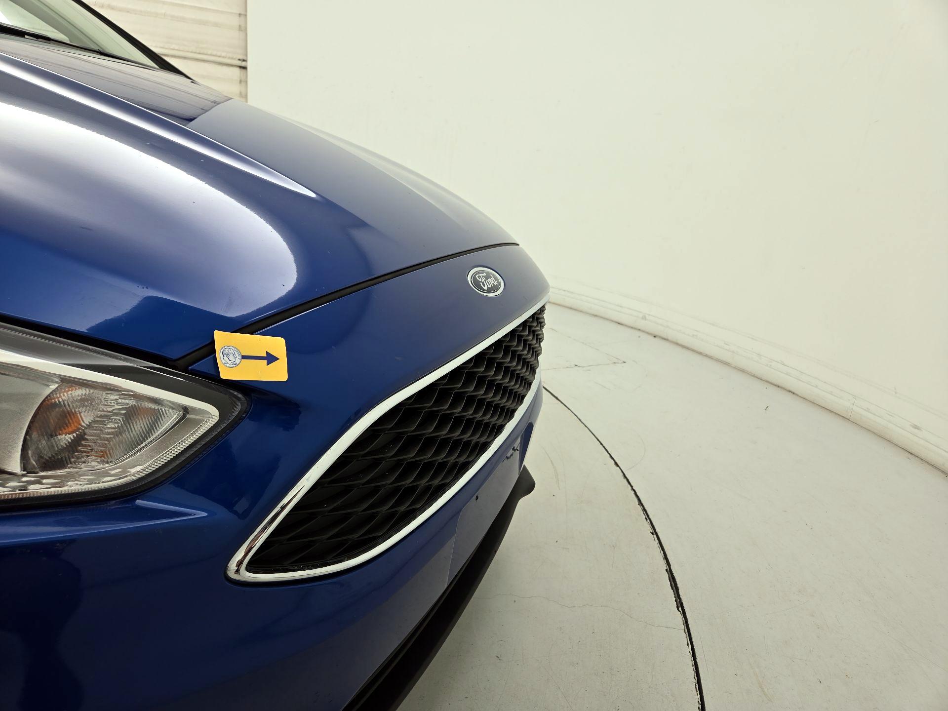 Thumbnail: 2018 Ford Focus - 17