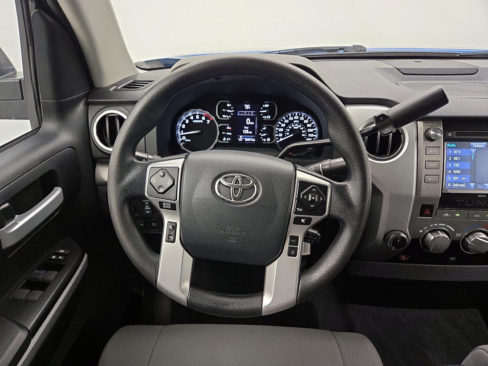 Thumbnail: 2018 Toyota Tundra - 10