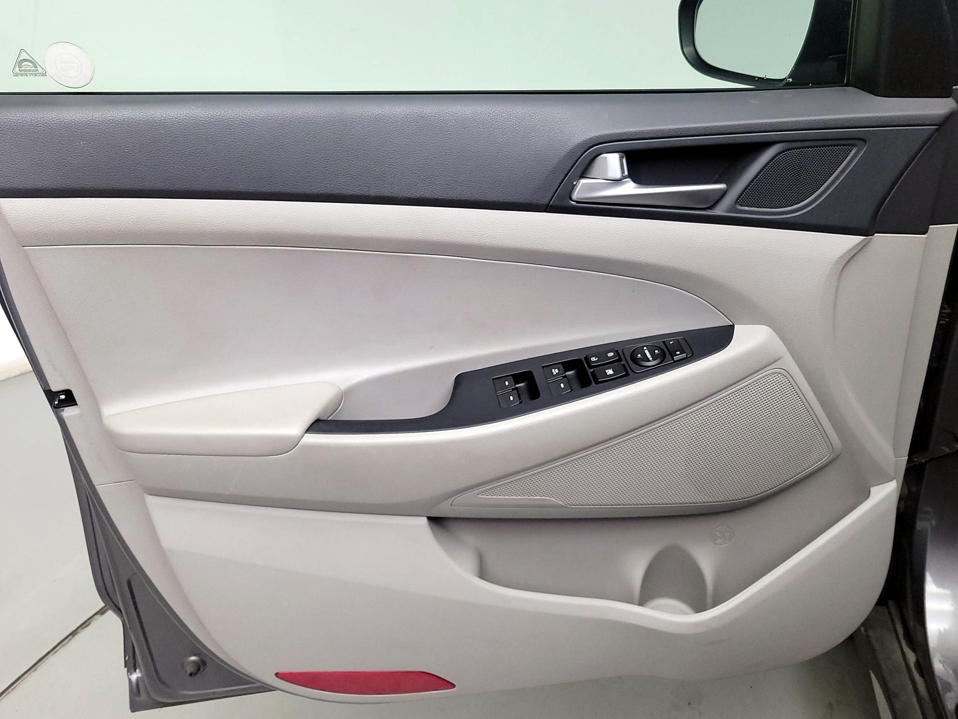 Thumbnail: 2020 Hyundai Tucson - 12