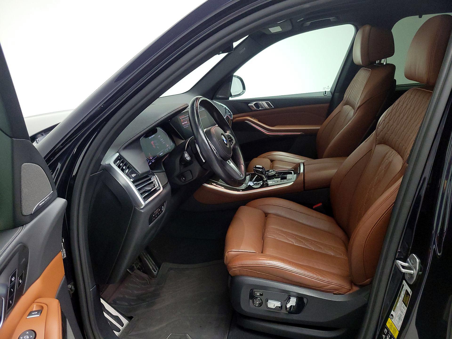 Thumbnail: 2022 BMW X5 - 11