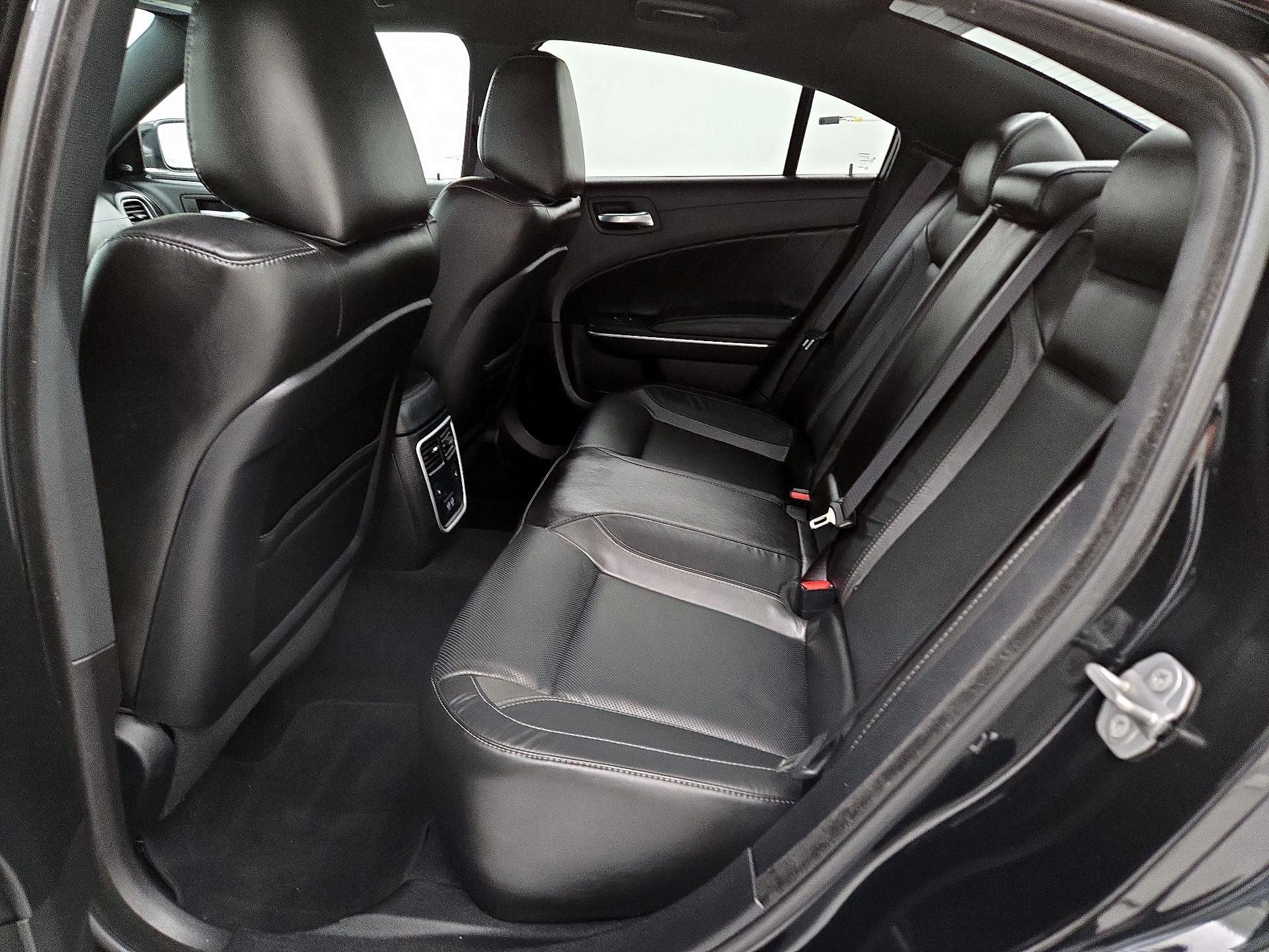 Thumbnail: 2021 Dodge Charger - 20