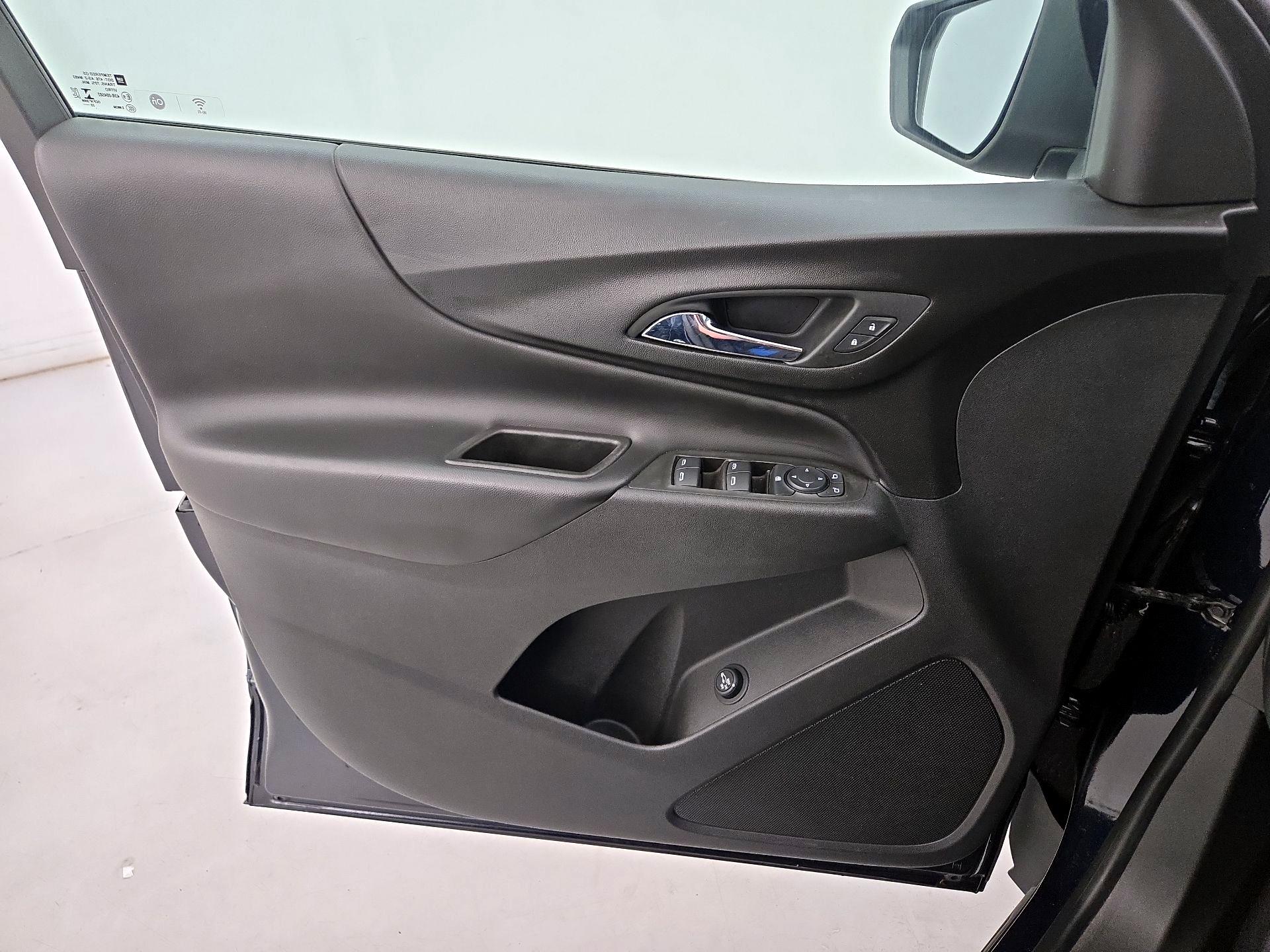 Thumbnail: 2020 Chevrolet Equinox - 12