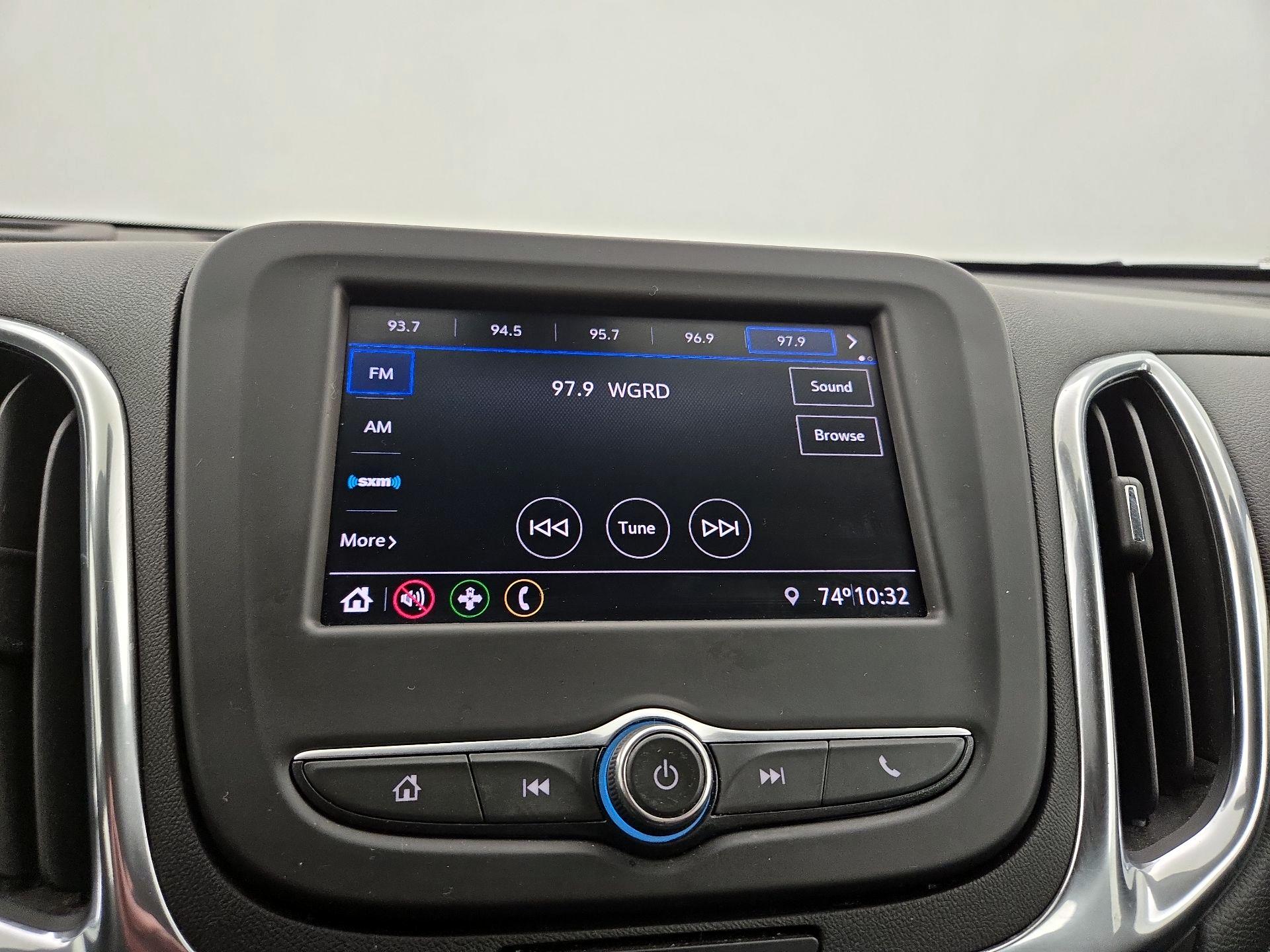 Thumbnail: 2020 Chevrolet Equinox - 15