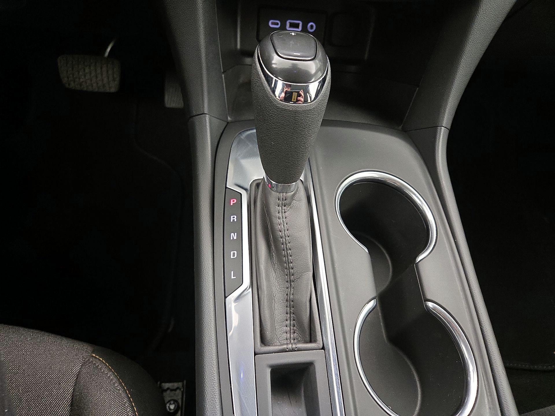 Thumbnail: 2020 Chevrolet Equinox - 17