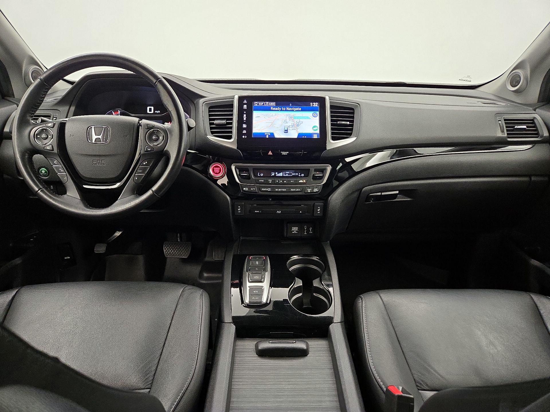Thumbnail: 2018 Honda Pilot - 9