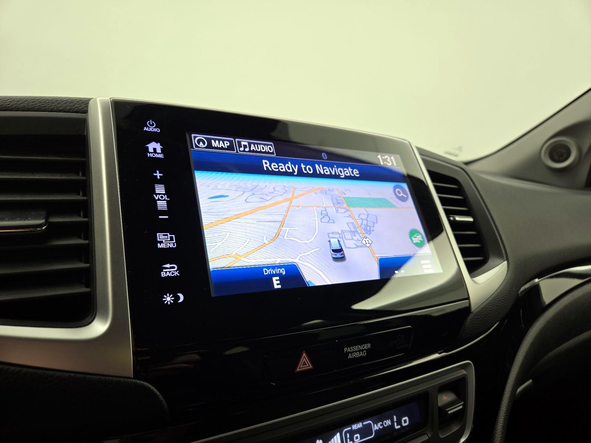 Thumbnail: 2018 Honda Pilot - 14