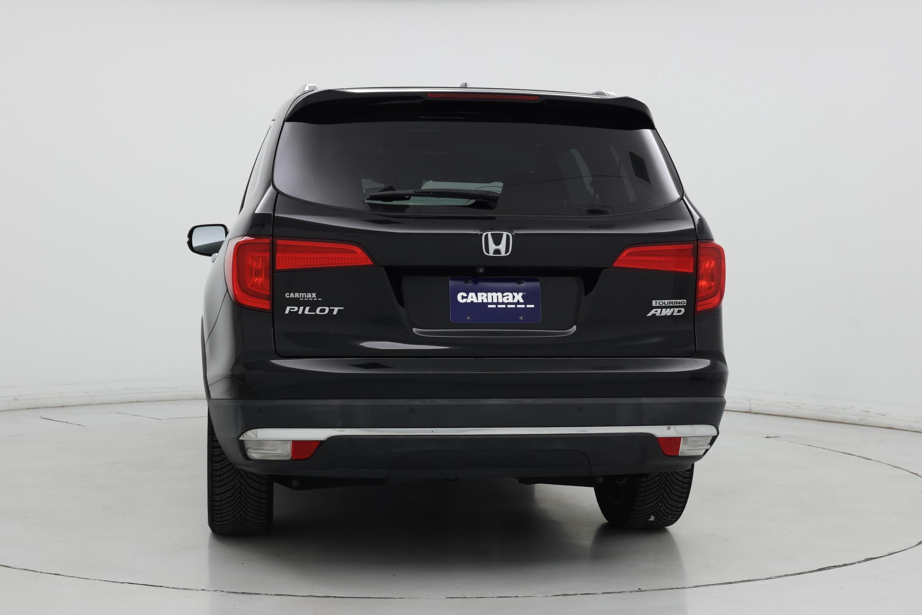 Thumbnail: 2018 Honda Pilot - 6