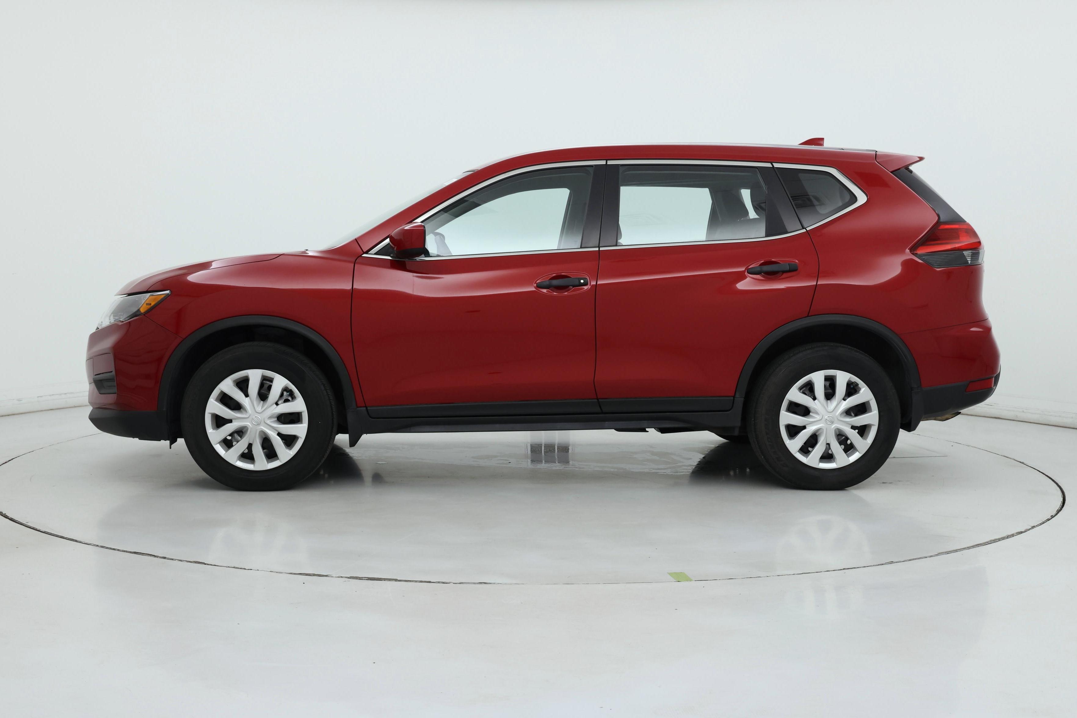 Thumbnail: 2017 Nissan Rogue - 3