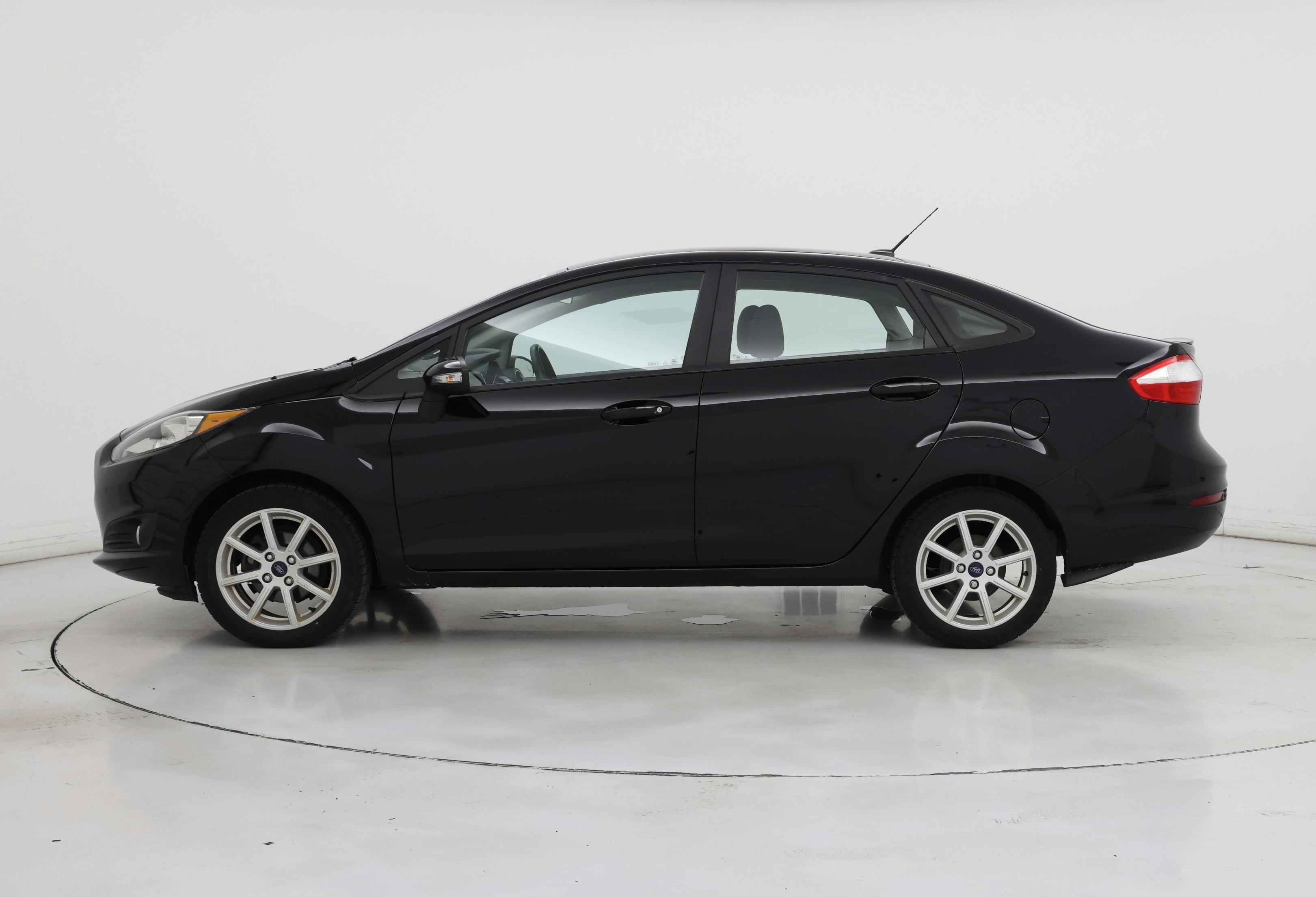 Thumbnail: 2016 Ford Fiesta - 3