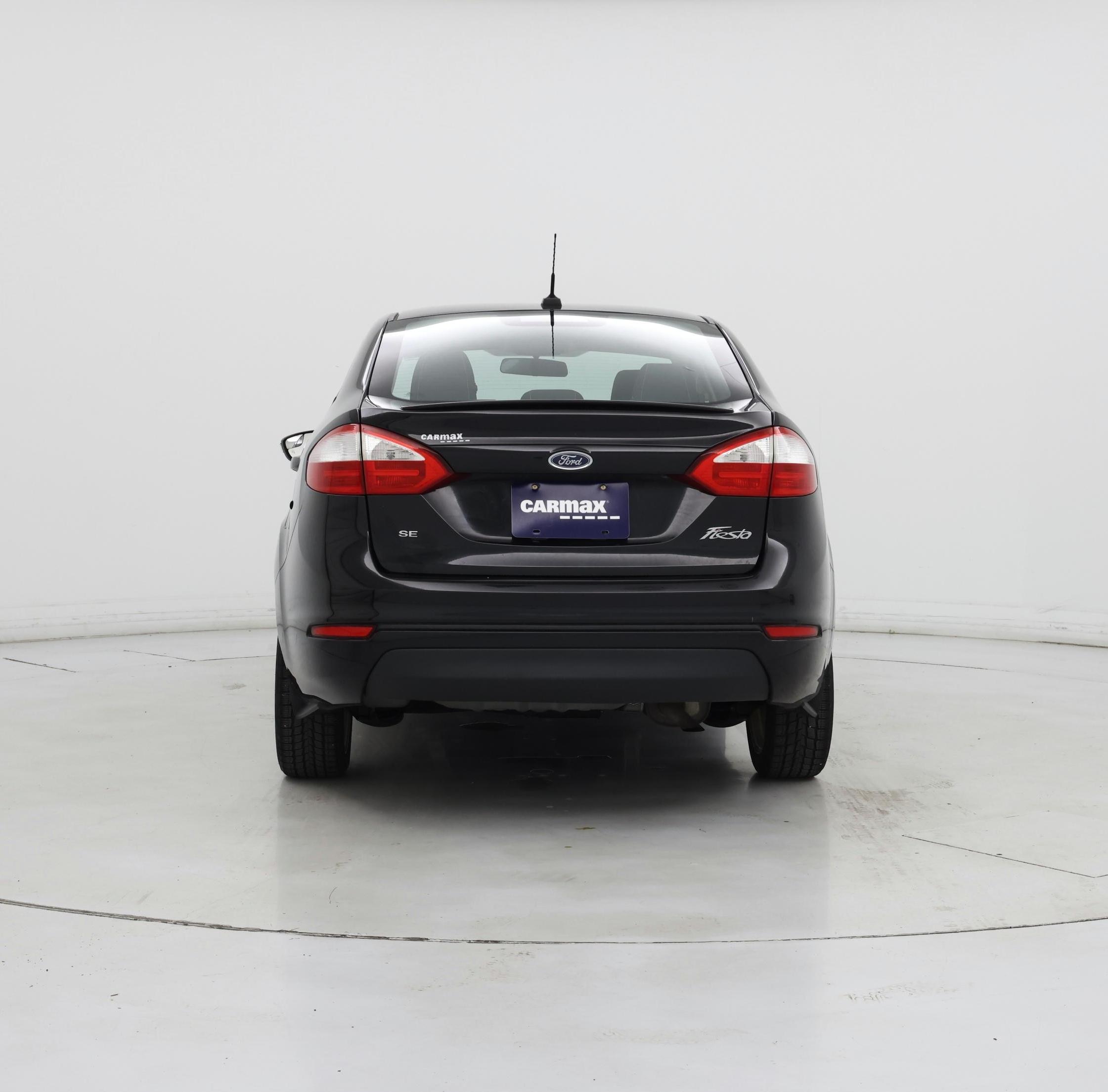 Thumbnail: 2016 Ford Fiesta - 6