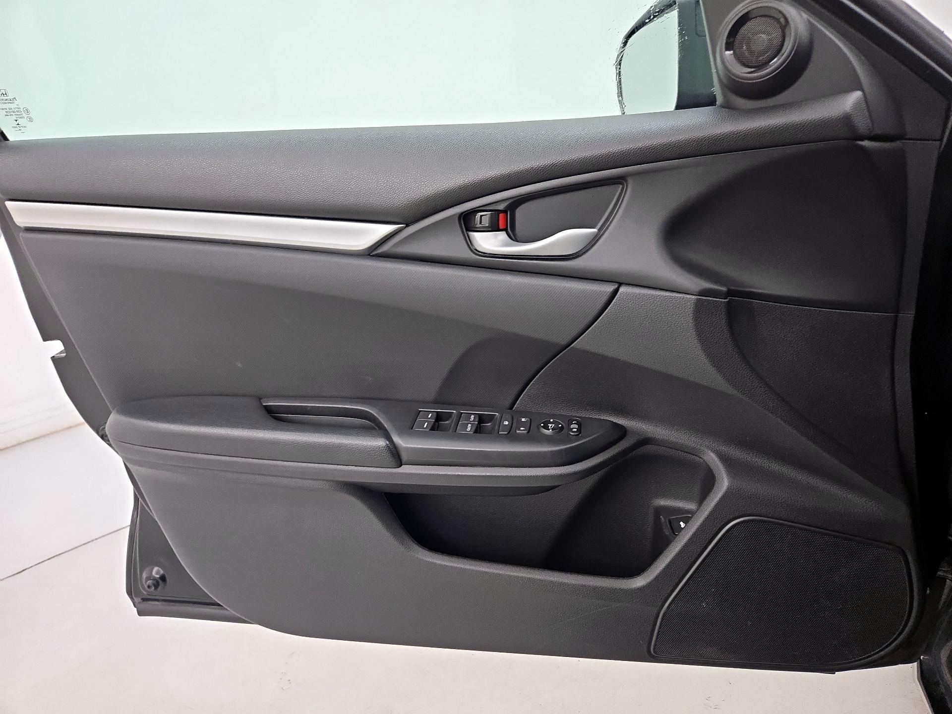Thumbnail: 2019 Honda Civic - 12