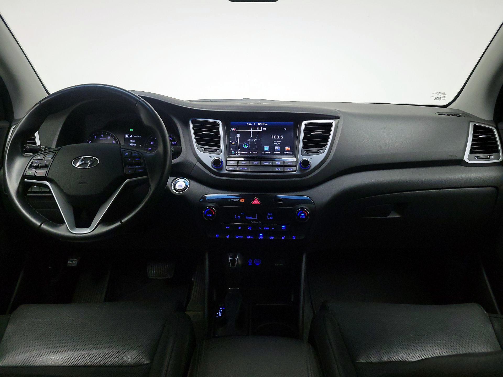 Thumbnail: 2016 Hyundai Tucson - 9