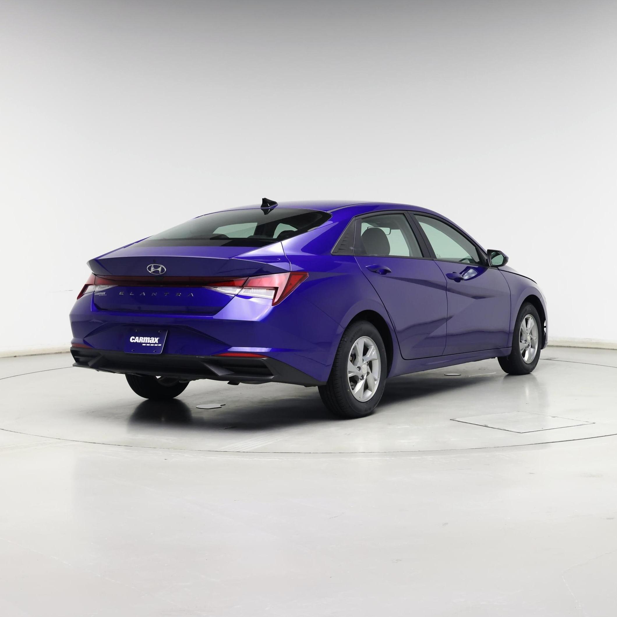 Thumbnail: 2022 Hyundai Elantra - 8