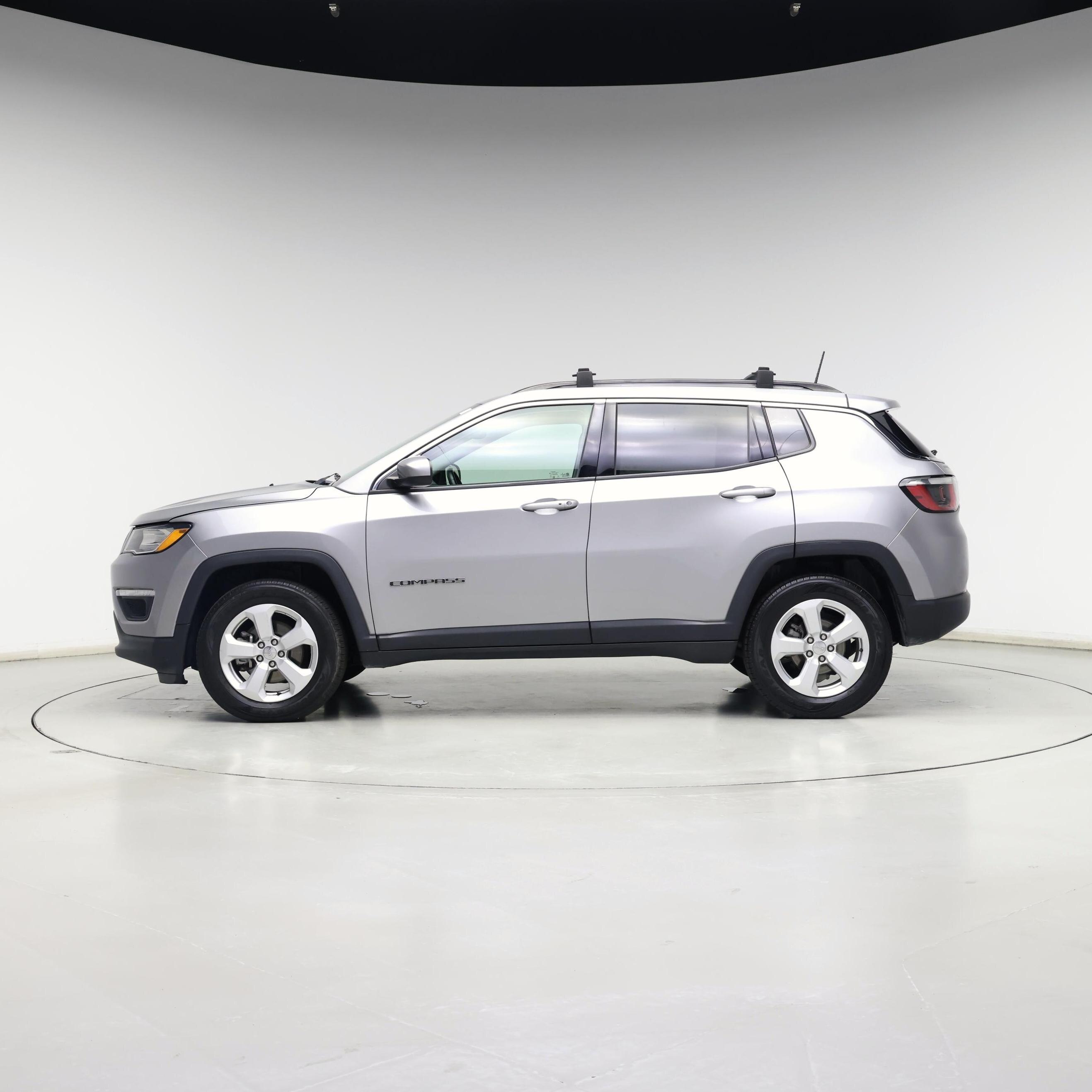 Thumbnail: 2018 Jeep Compass - 3
