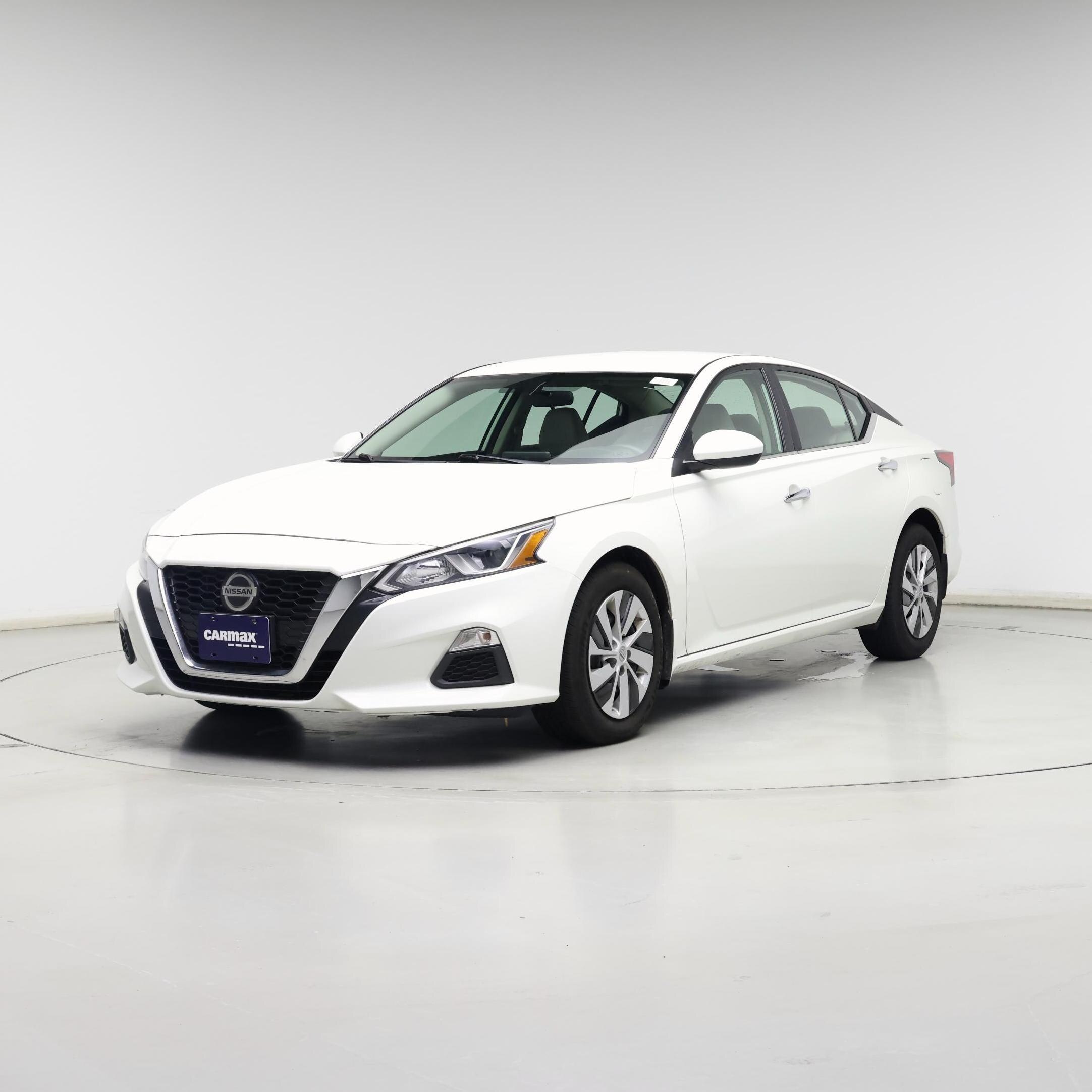 Thumbnail: 2019 Nissan Altima - 4
