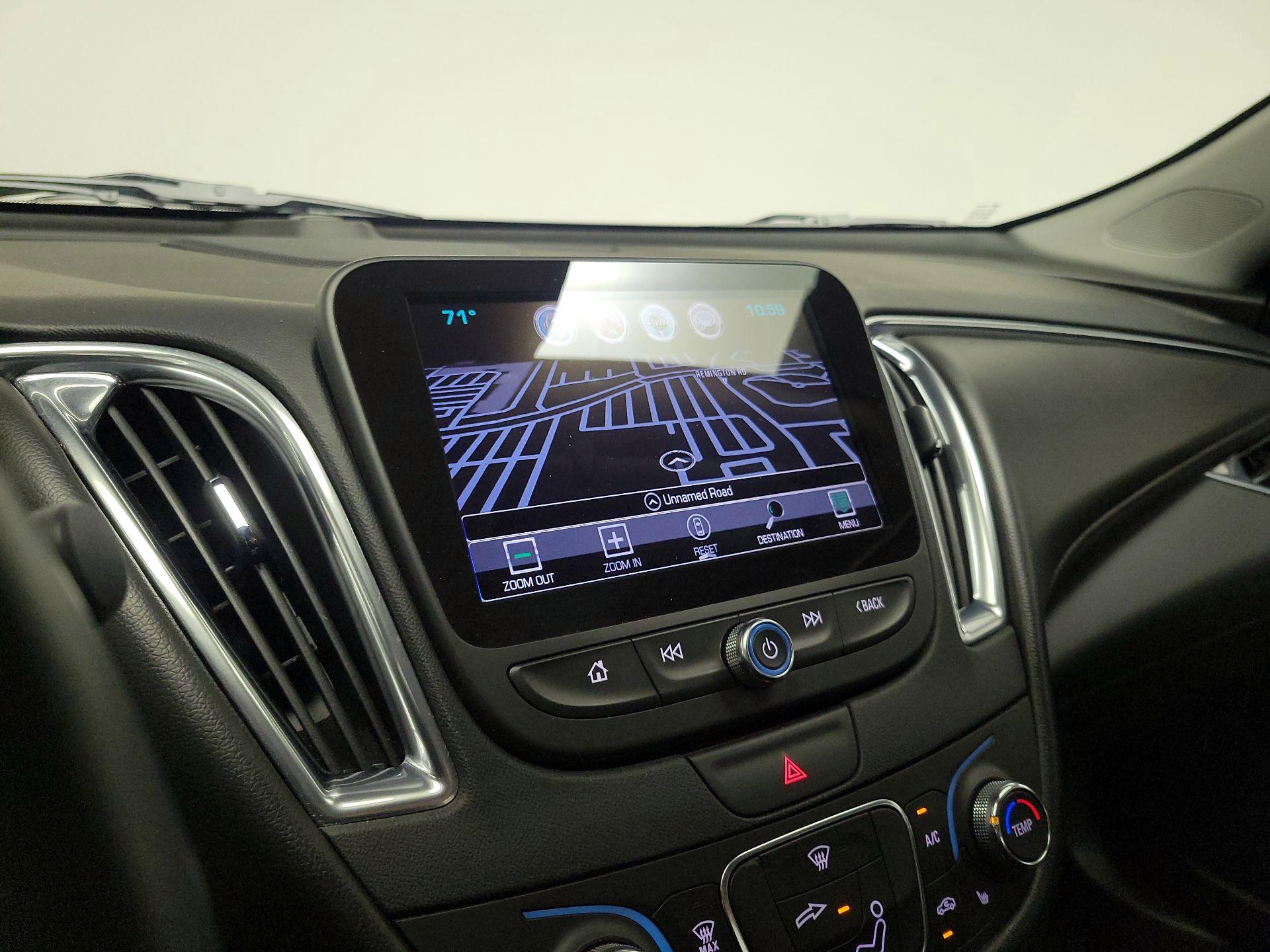 Thumbnail: 2016 Chevrolet Malibu - 14