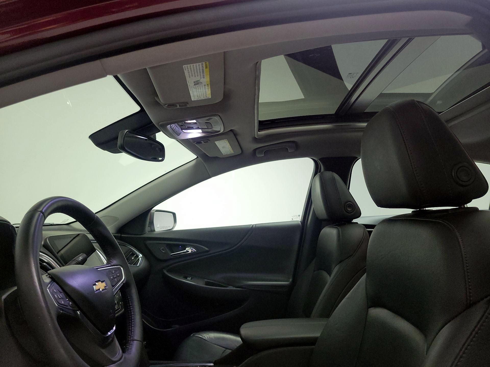 Thumbnail: 2016 Chevrolet Malibu - 20